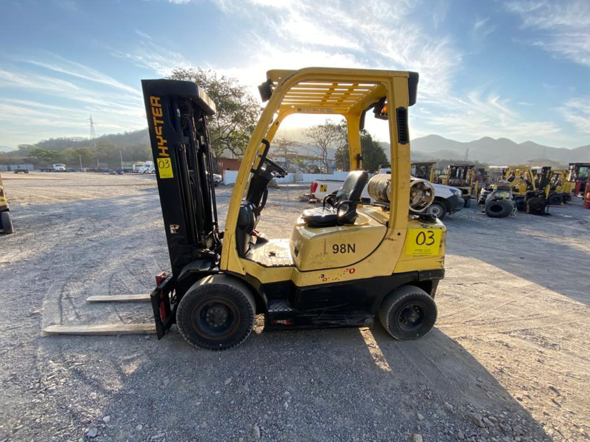 2015 HYSTER FORKLIFT, MODEL H50FT, S/N P177V02698N - Image 2 of 32