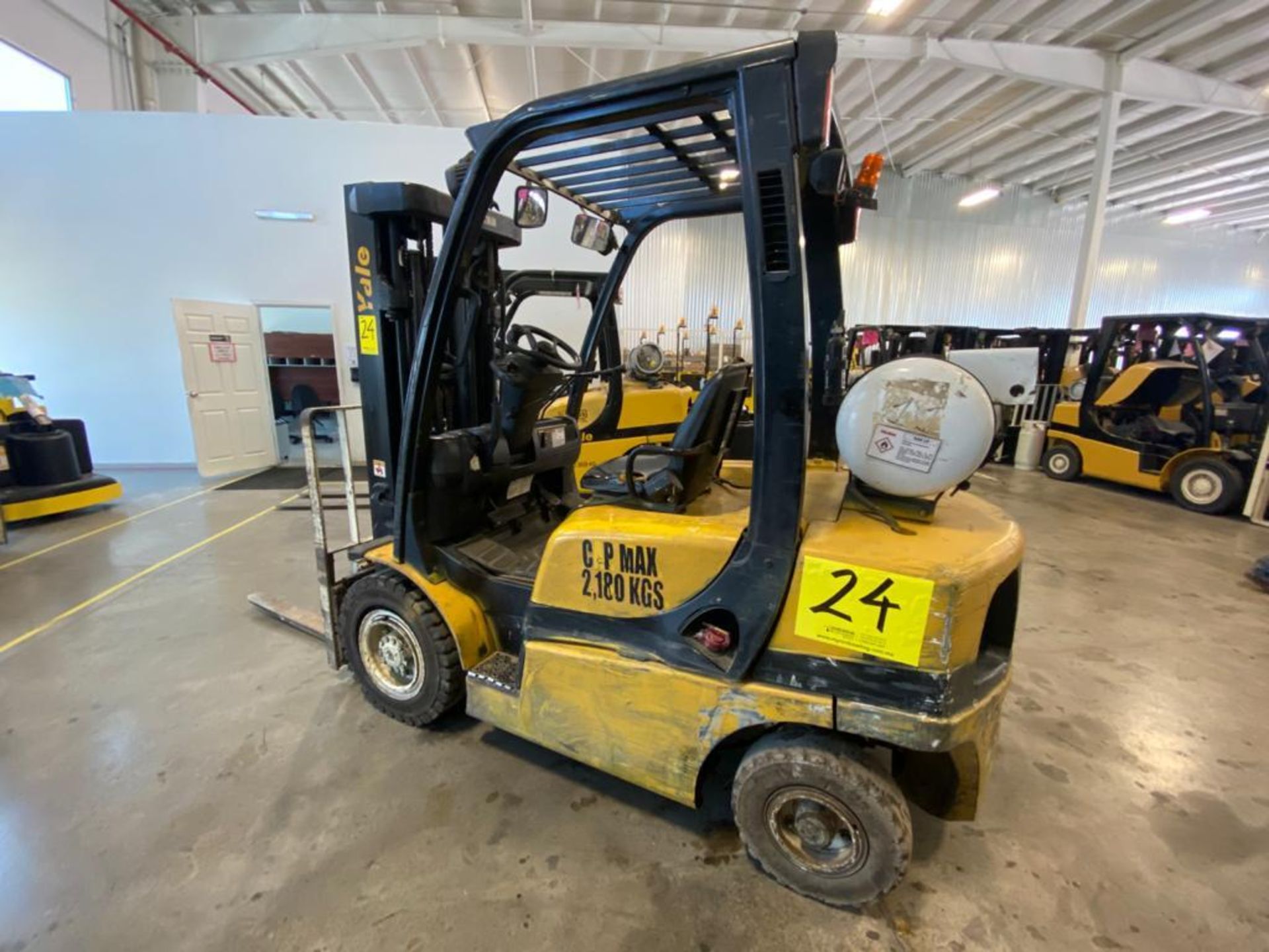 2014 YALE FORKLIFT, MODEL GP050VX, S/N B875V14615M - Image 3 of 22