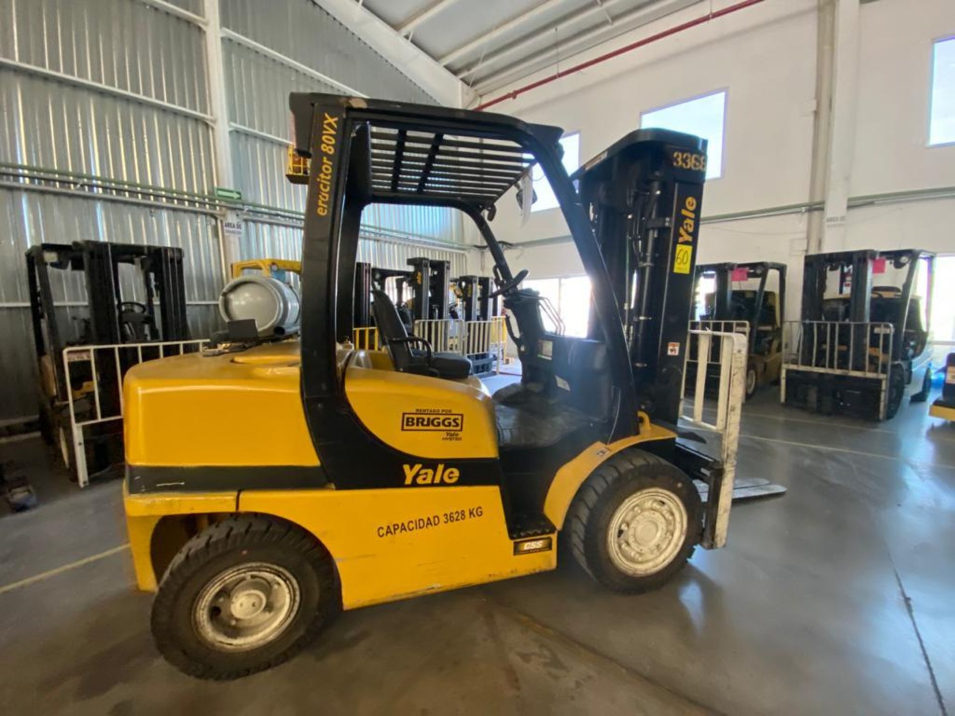 2015 YALE FORKLIFT, MODEL GP080VX, S/N J813V03368N - Image 7 of 21