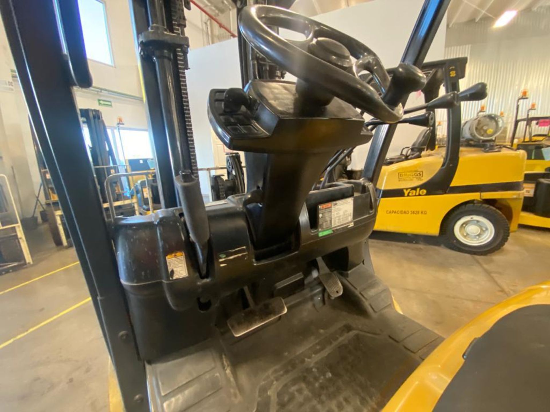 2014 YALE FORKLIFT, MODEL GLP050VXNVAE084, S/N C875V03246M - Image 23 of 31