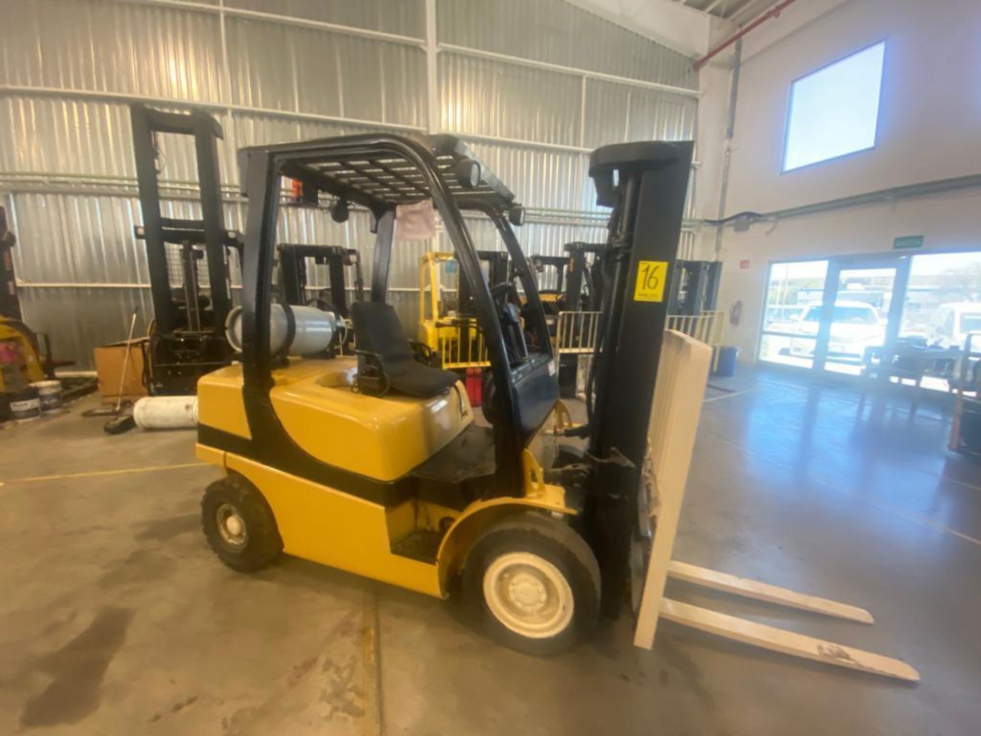 2012 YALE FORKLIFT, MODEL GLP040VXNVRE084, S/N B875V11513K - Image 9 of 30