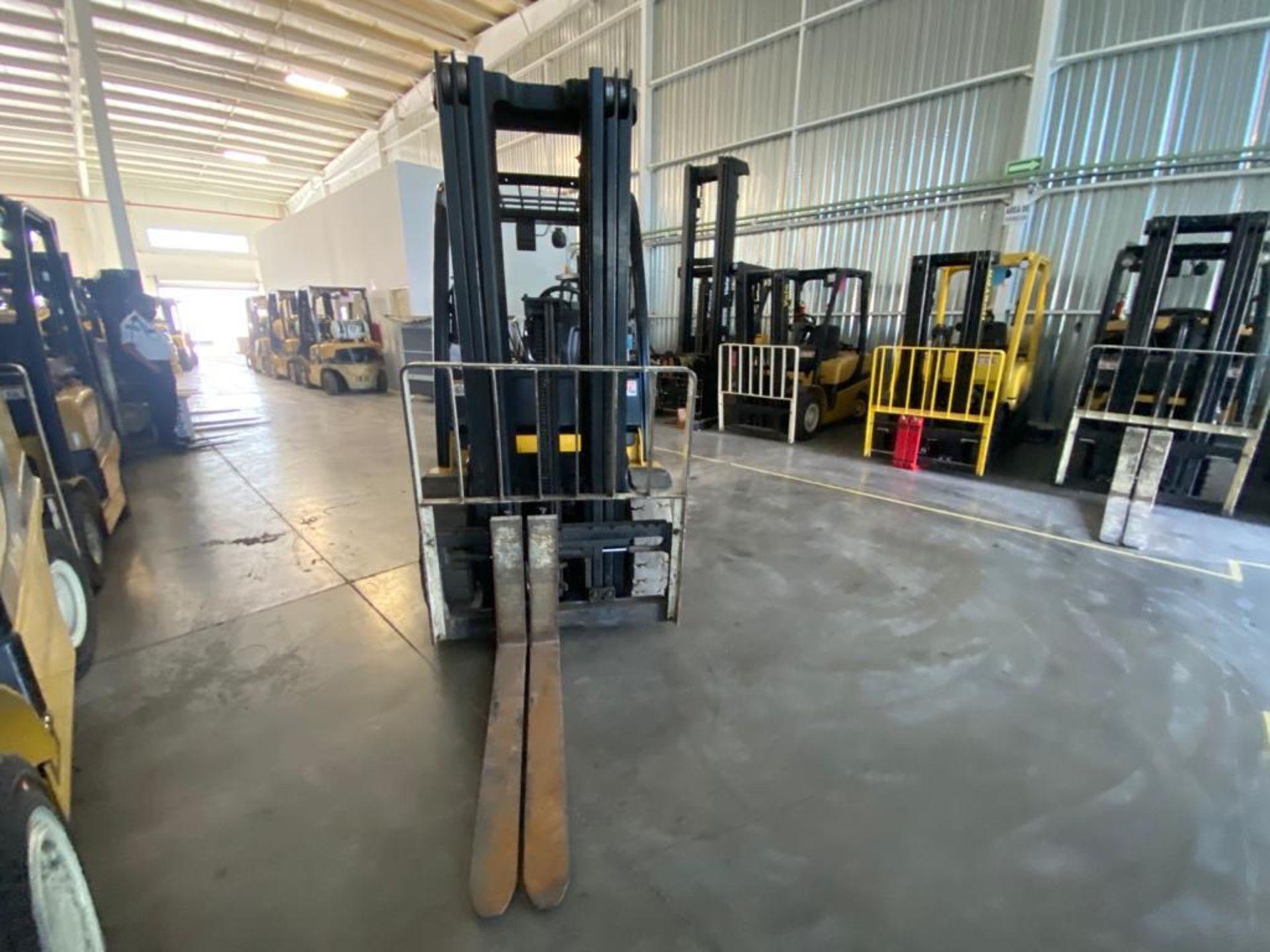 2016 YALE FORKLIFT, MODEL GP060VX, S/N D875V05152P - Image 11 of 21