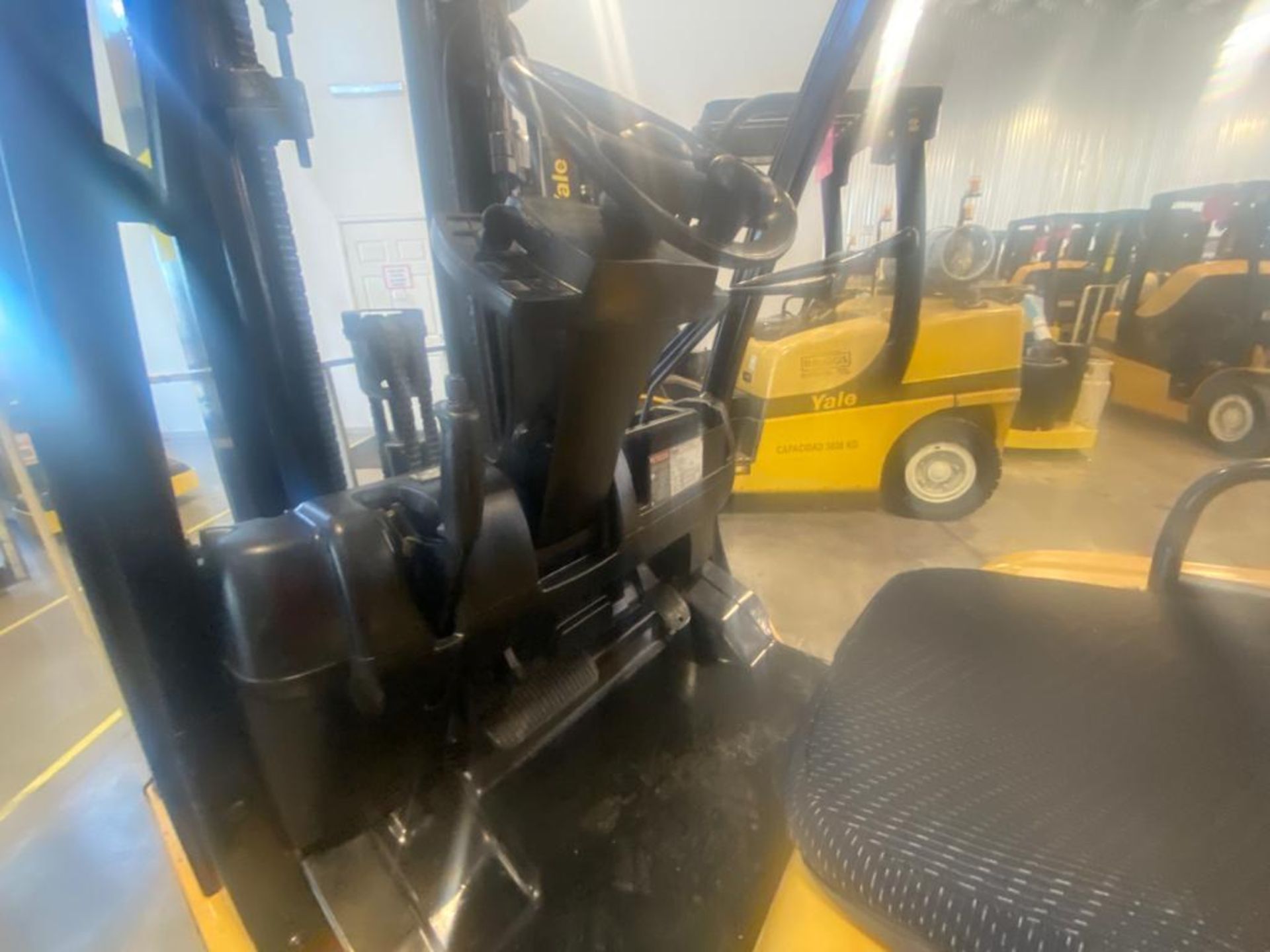 2014 YALE FORKLIFT, MODEL GLP050VXNVAE084, S/N C875V03244M - Image 16 of 30