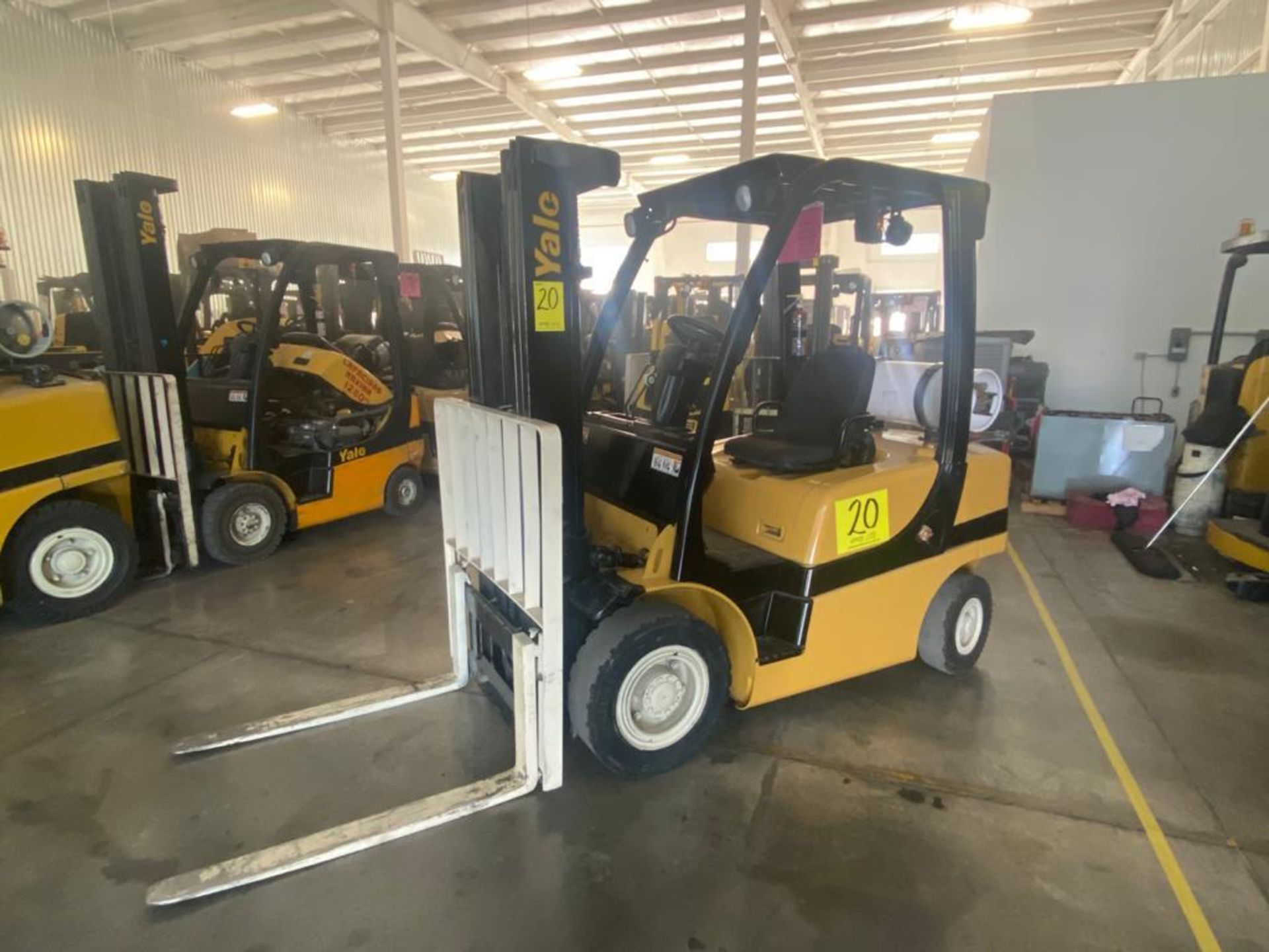 2014 YALE FORKLIFT, MODEL GLP050VXNVAE084, S/N B875V14837M