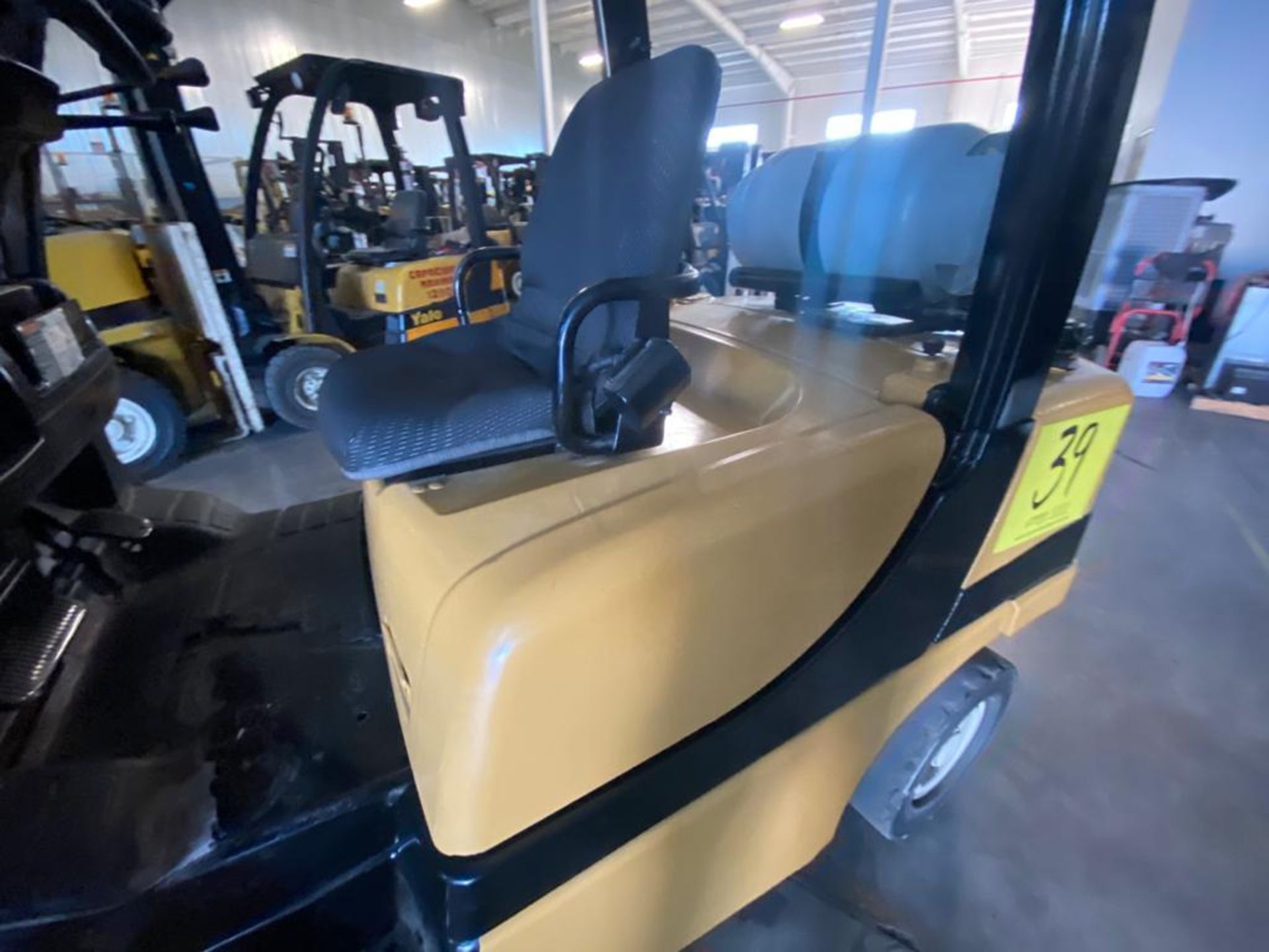 2014 YALE FORKLIFT, MODEL GLP050VXNVAE084, S/N C875V03245M - Image 15 of 27