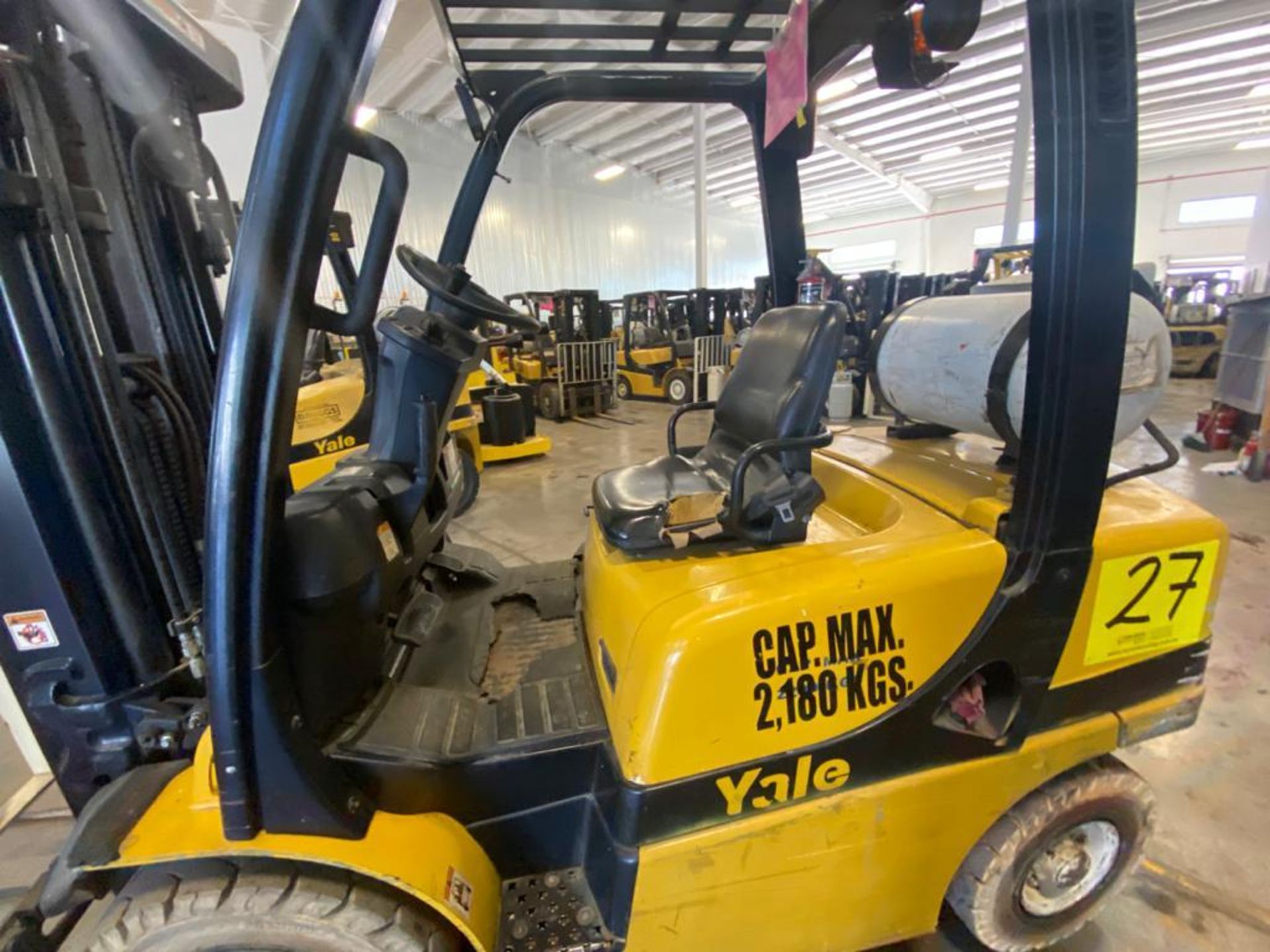 2014 YALE FORKLIFT, MODEL GP050VX, S/N B875V14865M - Image 18 of 26