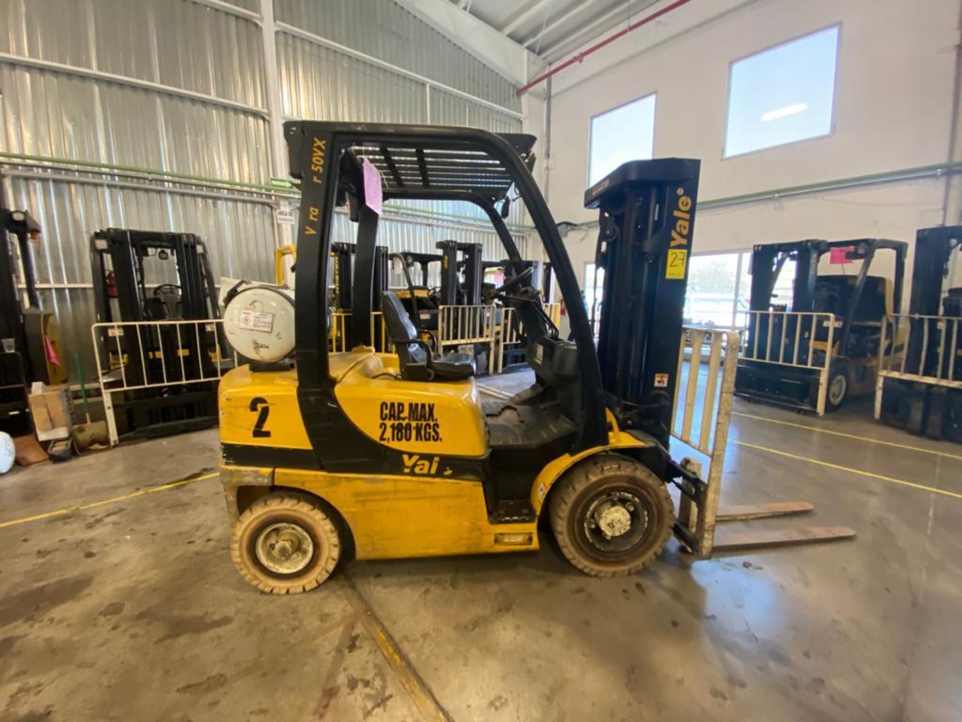 2014 YALE FORKLIFT, MODEL GP050VX, S/N B875V14865M - Image 8 of 26