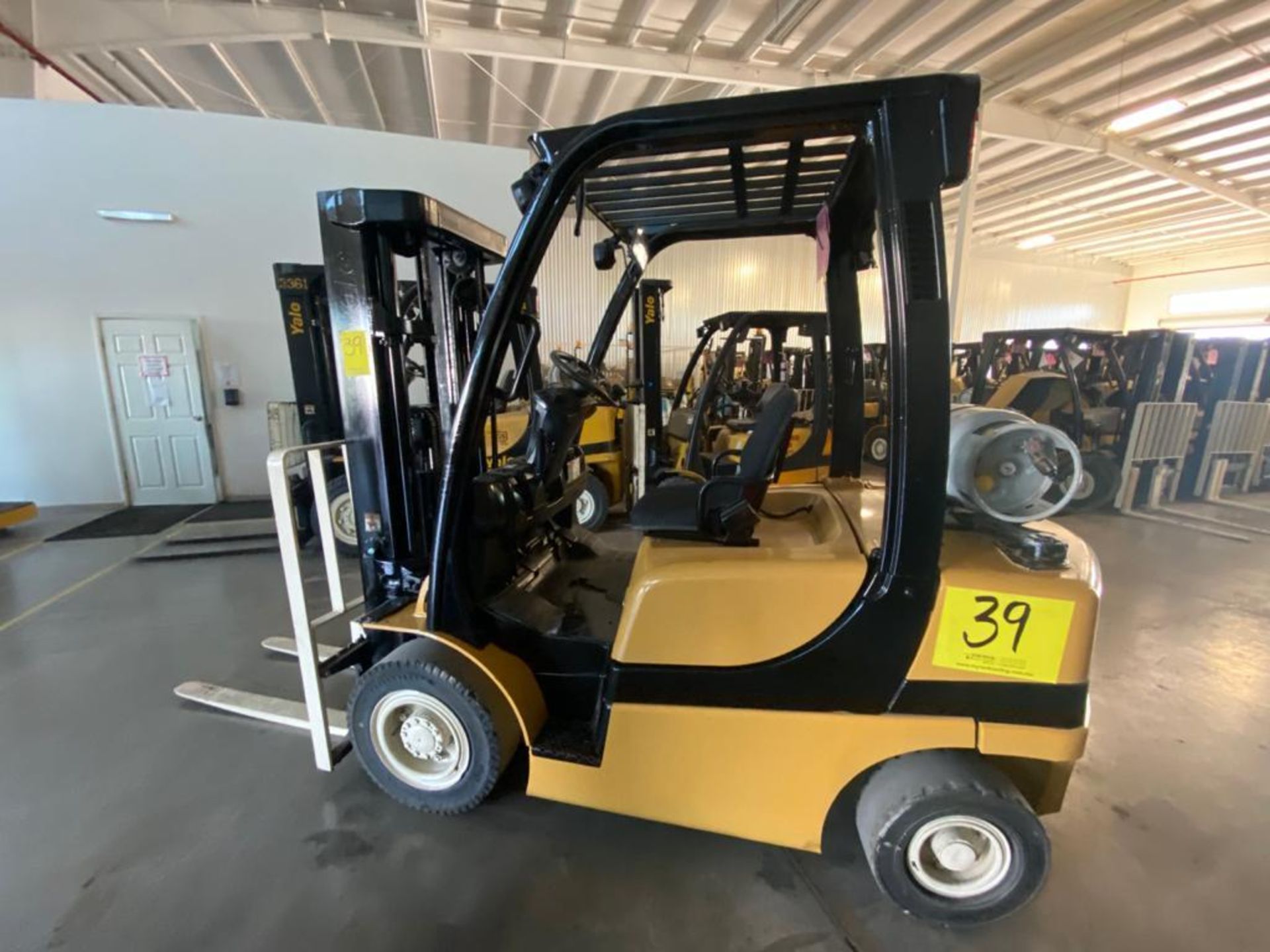 2014 YALE FORKLIFT, MODEL GLP050VXNVAE084, S/N C875V03245M - Image 3 of 27