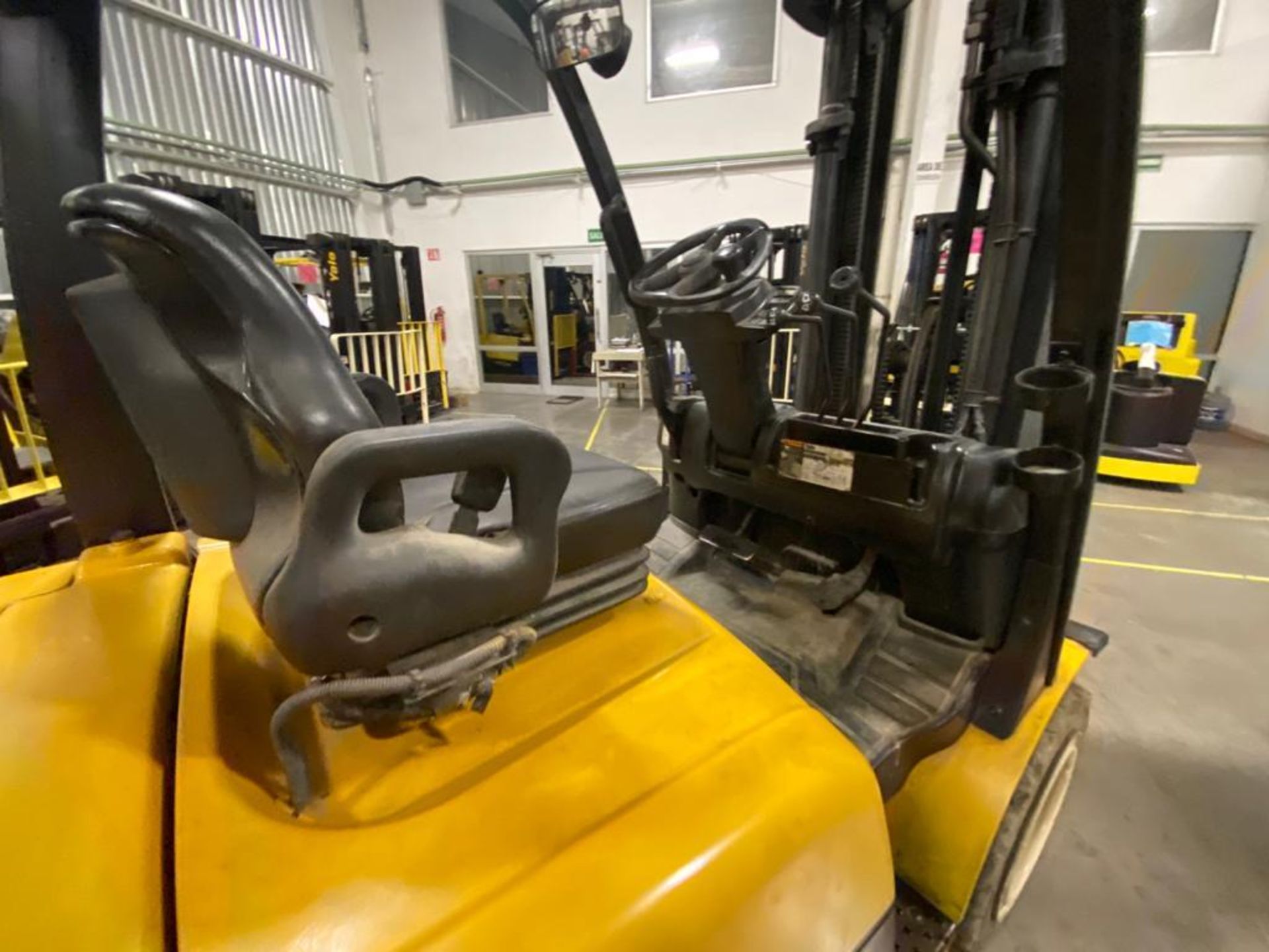 2012 YALE FORKLIFT, MODEL GP060VX, S/N B875V10610K - Image 22 of 35