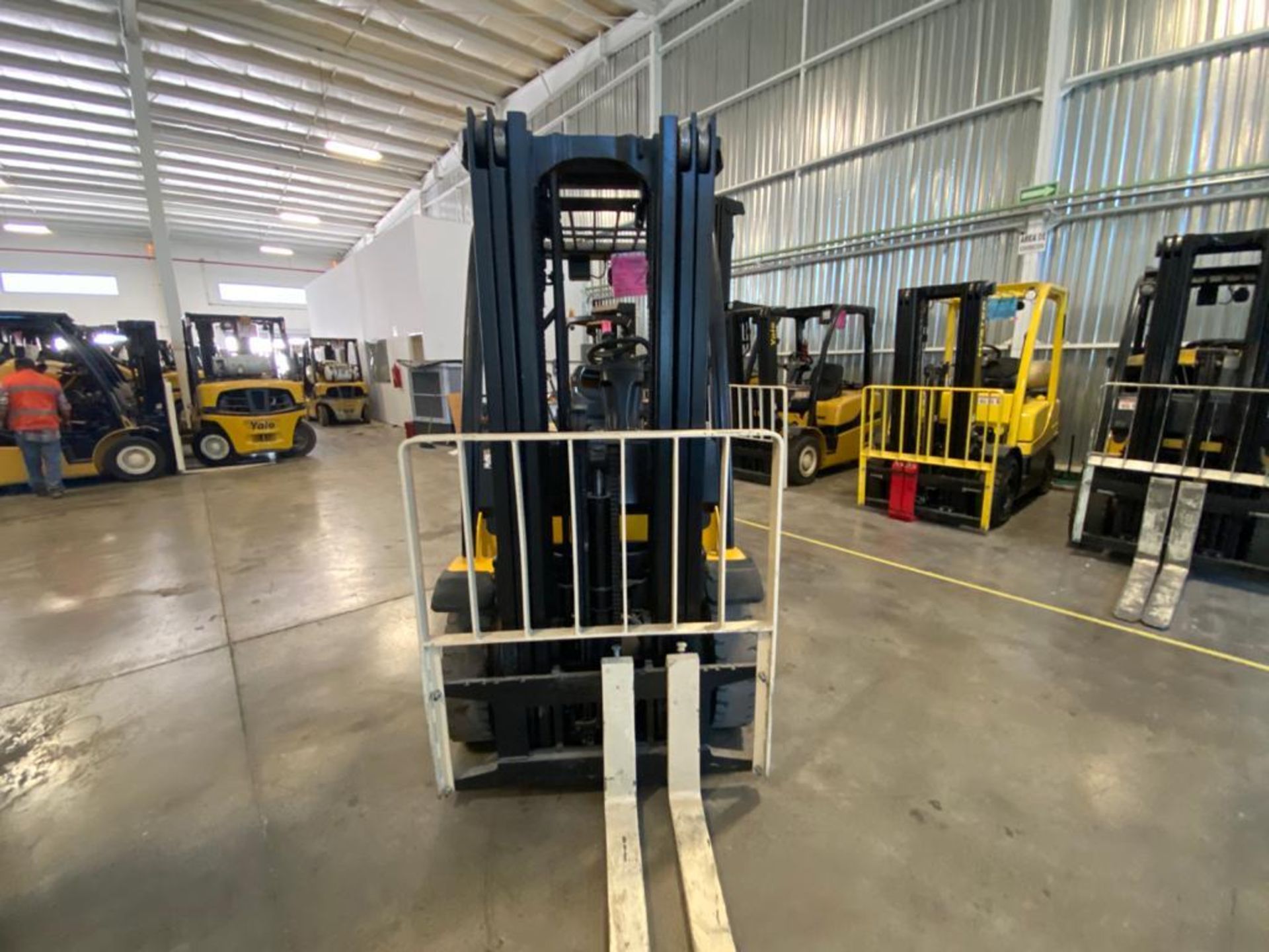 2013 YALE FORKLIFT, MODEL GP050VX, S/N B875V13403L - Image 11 of 23