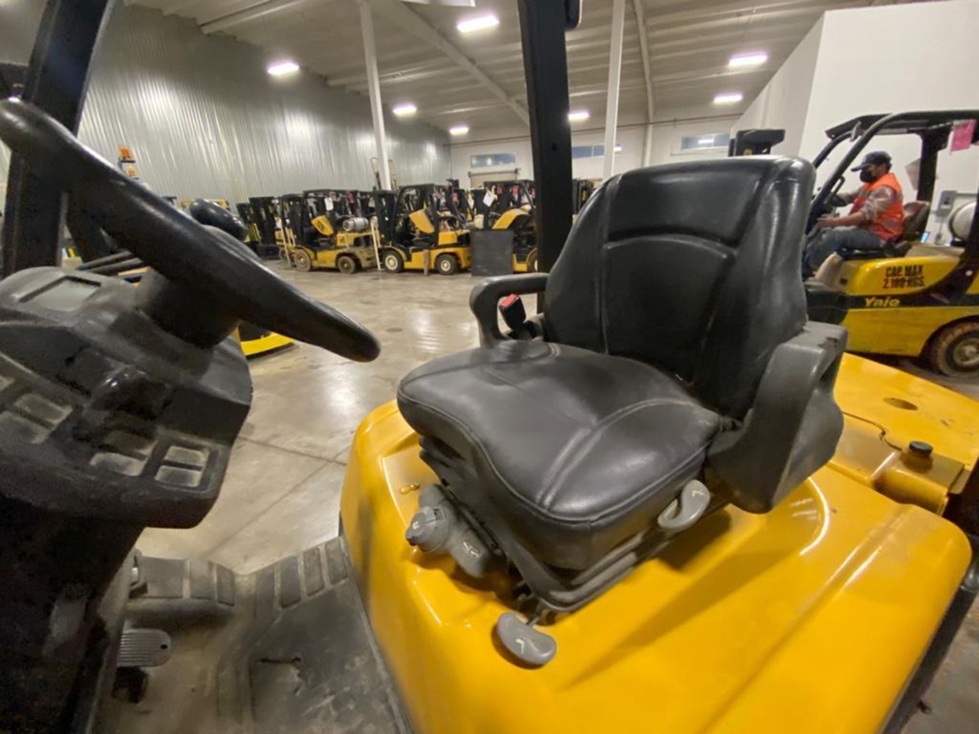 2012 YALE FORKLIFT, MODEL GP060VX, S/N B875V10610K - Image 25 of 35