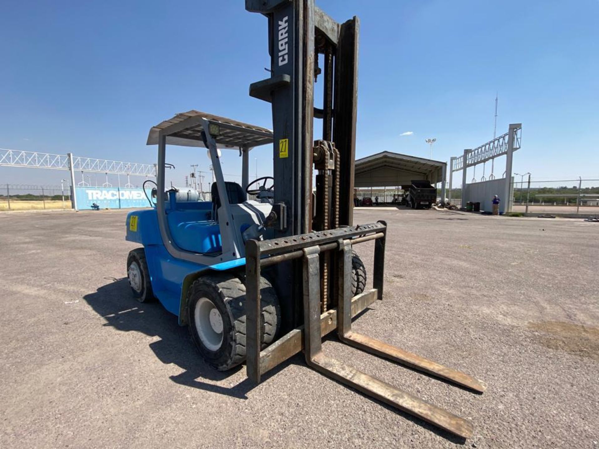 Clark Forklift, Model CMP70, Serial number CMP570L-0271-6883KF, automatic transmission