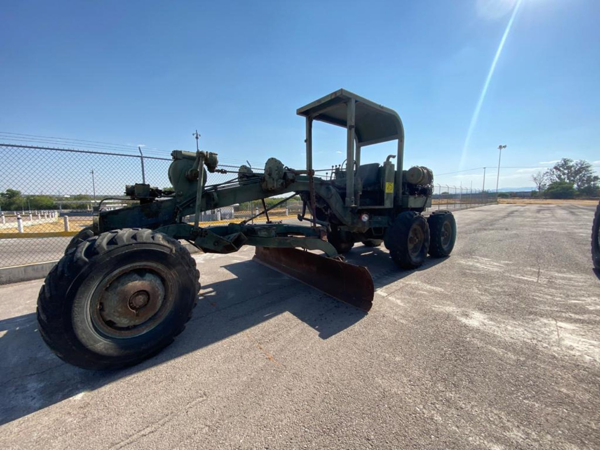 1970 Wabco4 440H Motor Grader, Serial number 440HAGM1398, Motor number 4A156316*RC*4057C - Image 13 of 77