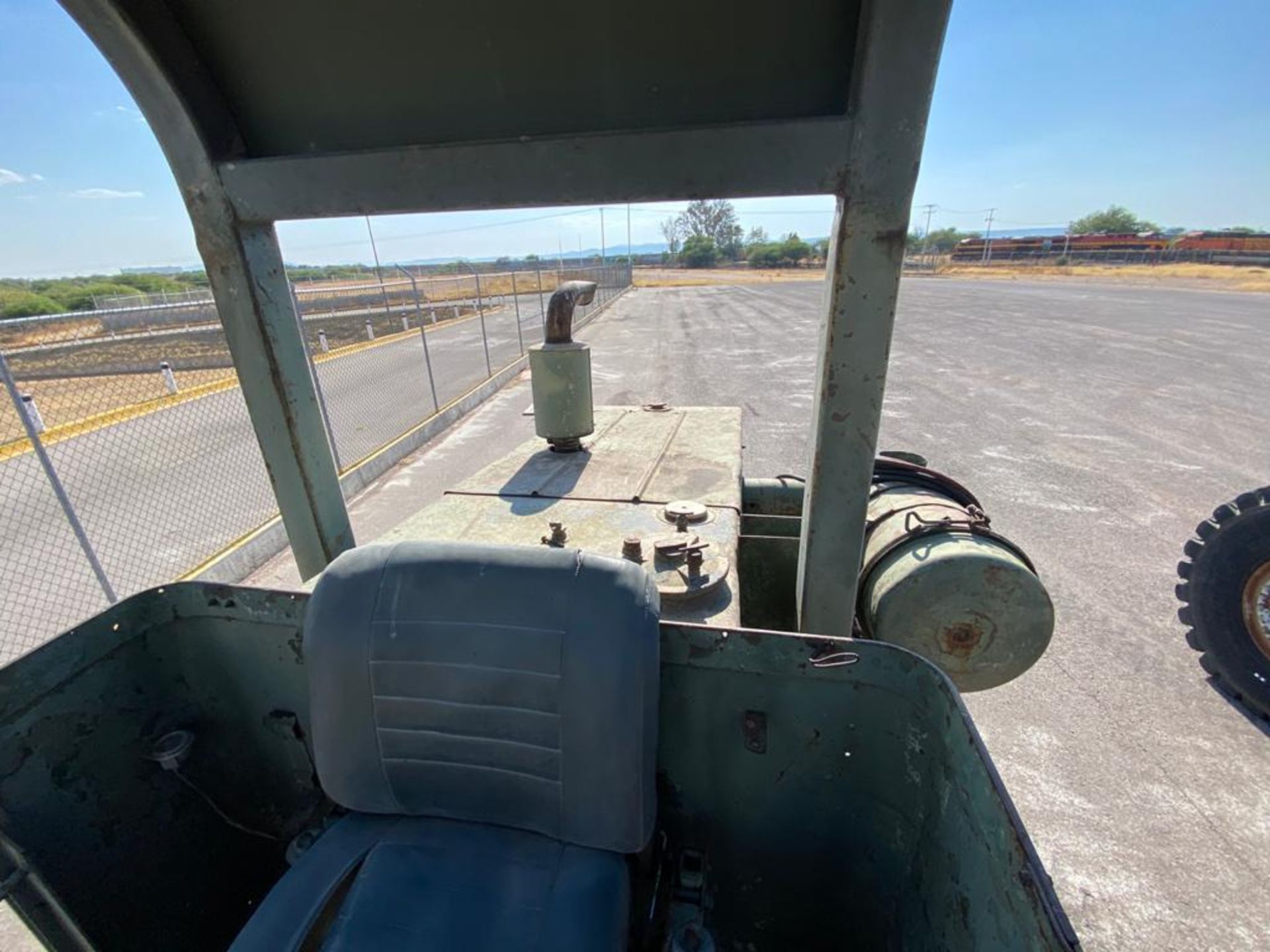 1970 Wabco4 440H Motor Grader, Serial number 440HAGM1398, Motor number 4A156316*RC*4057C - Image 41 of 77