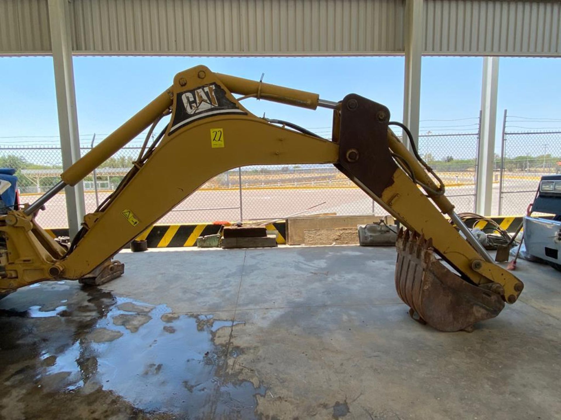 Caterpillar 416D Loader Backhoe, Serial number CAT0416DVBFP16129, Motor number 3054C - Image 26 of 58