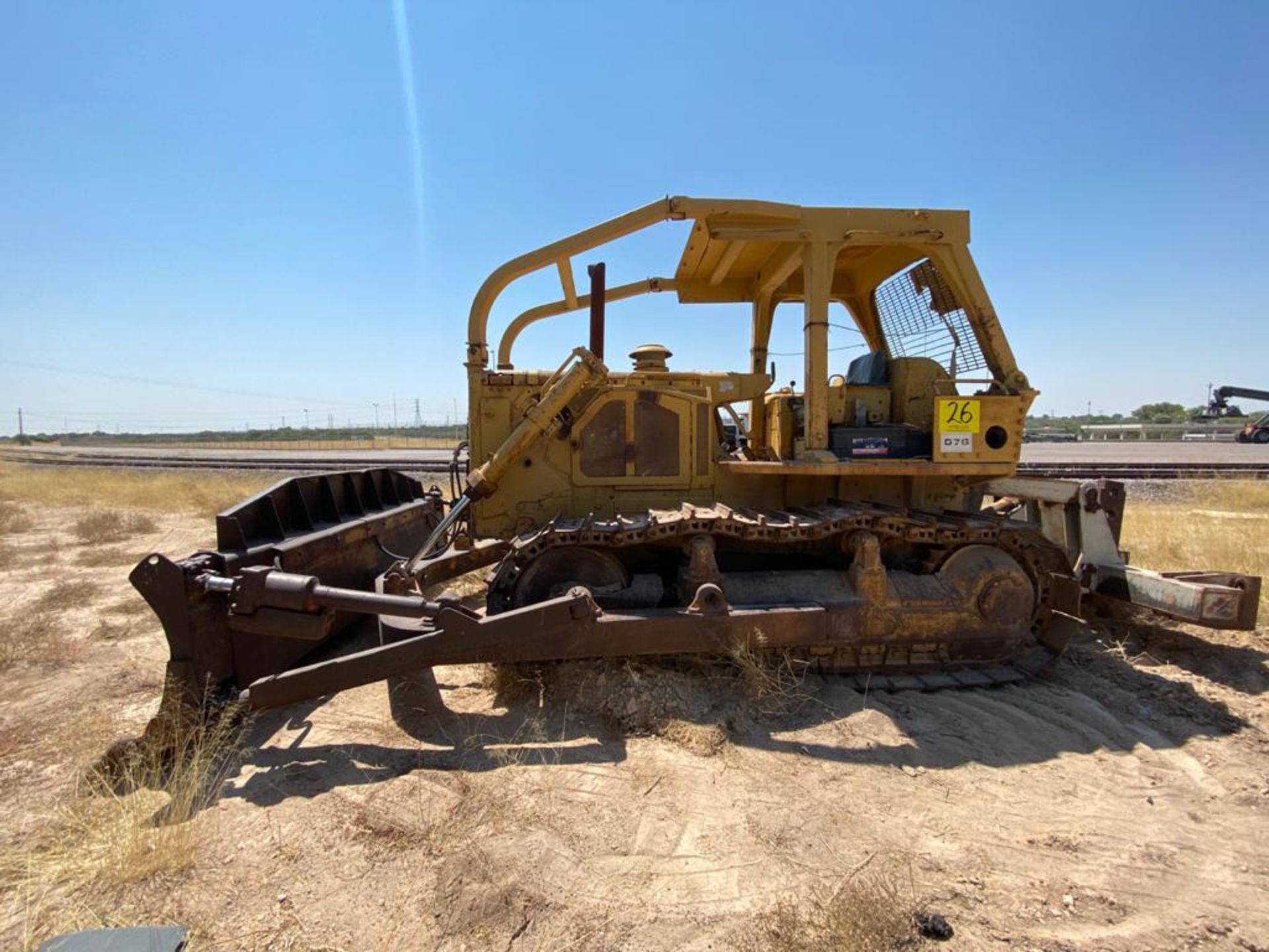 Caterpillar D7G Bulldozer, Serial number 92V5897, Diesel motor , Motor number 3306 - Image 8 of 48