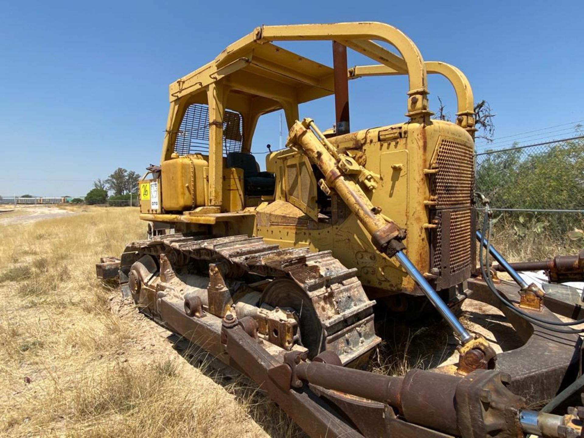 Caterpillar D7G Bulldozer, Serial number 92V5897, Diesel motor , Motor number 3306 - Image 17 of 48