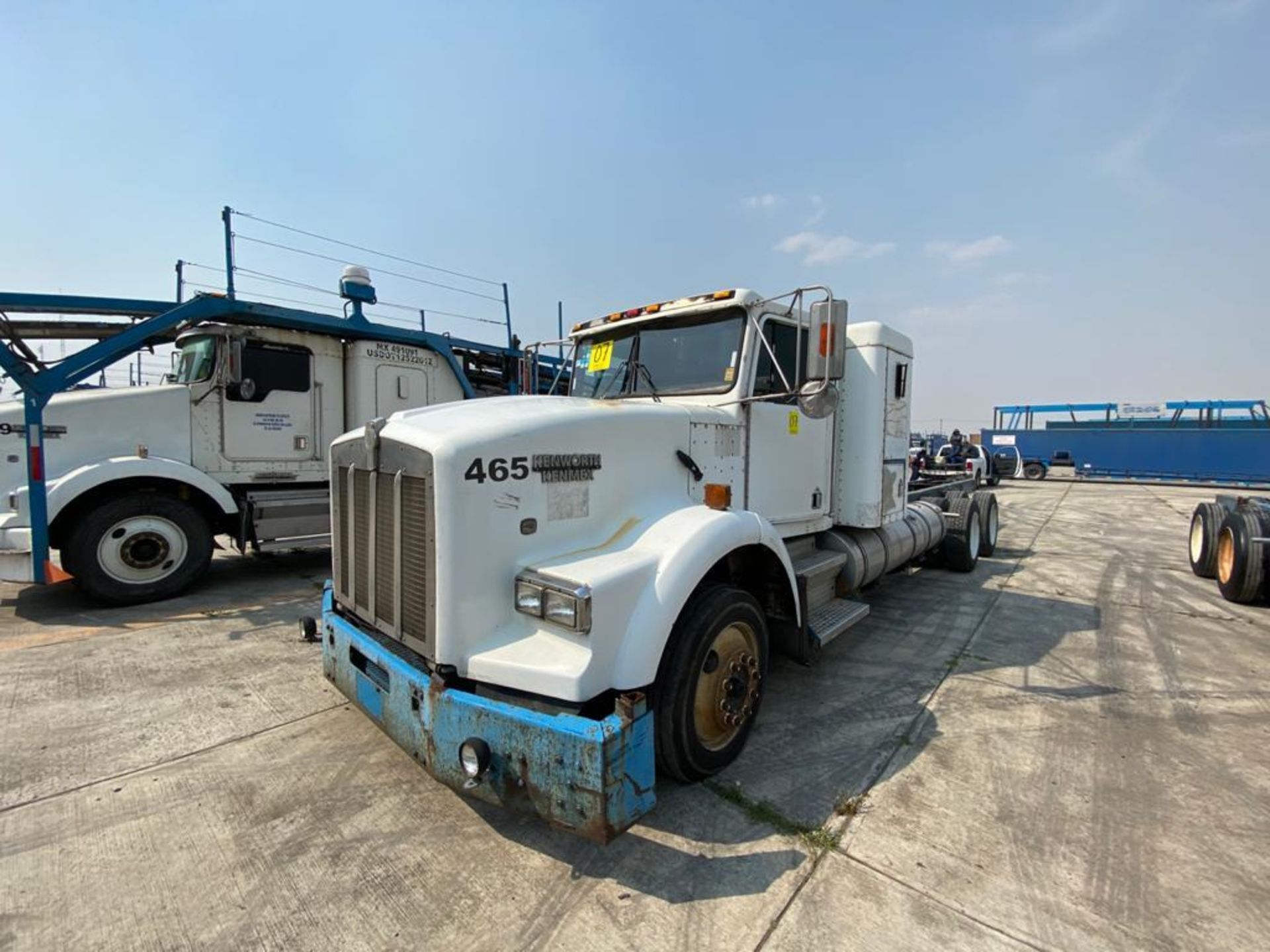 1999 Kenworth Sleeper truck tractor, standard transmission of 18 speeds - Image 7 of 72