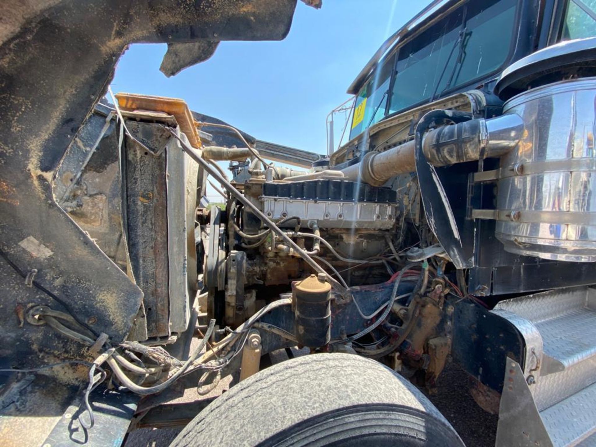 1982 Kenworth Dump Truck, standard transmission of 10 speeds, with Cummins motor - Image 54 of 67