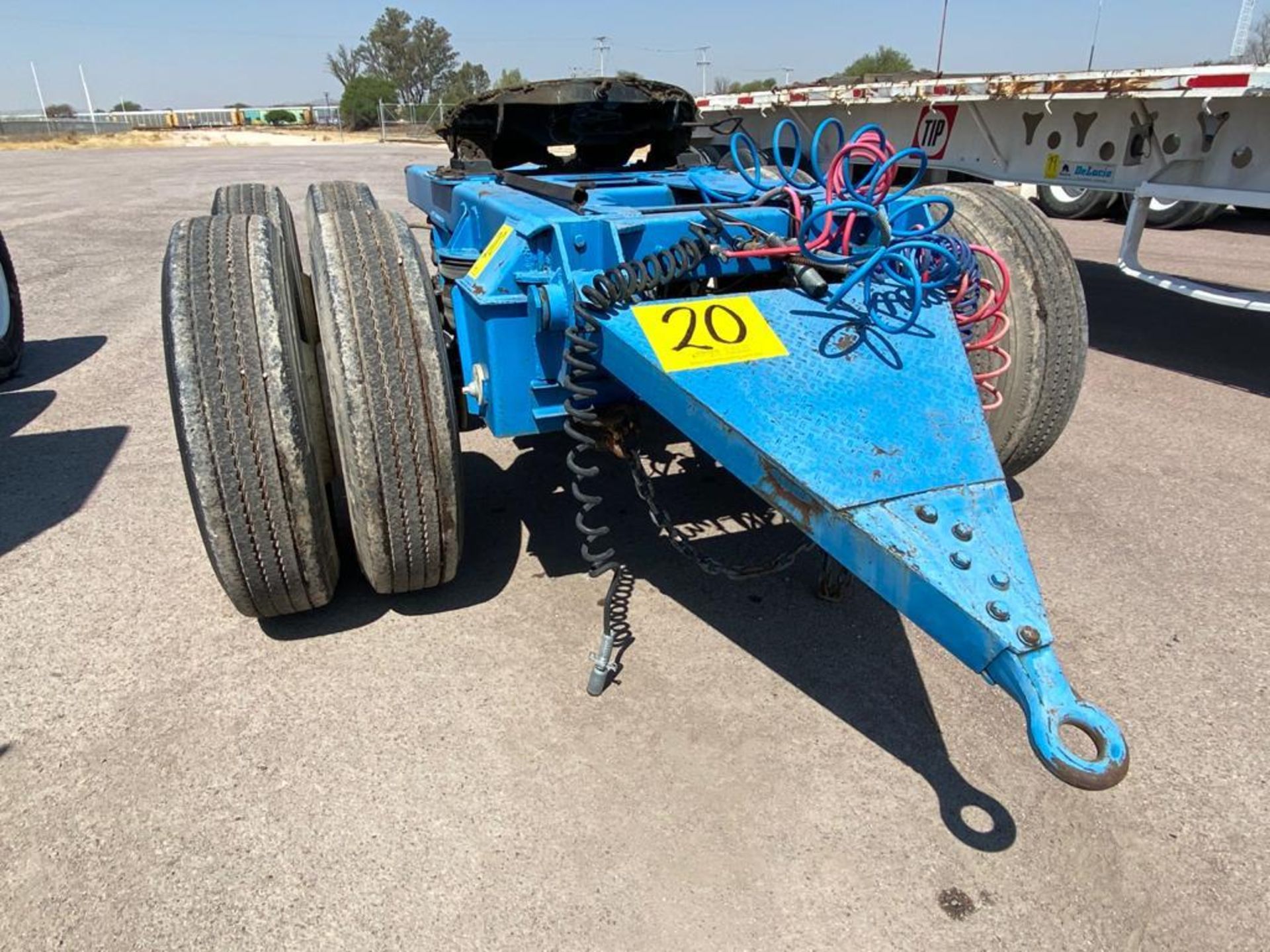 Dolly 2 axles, 8 wheels, without brand, without model, without serial number. - Image 5 of 22