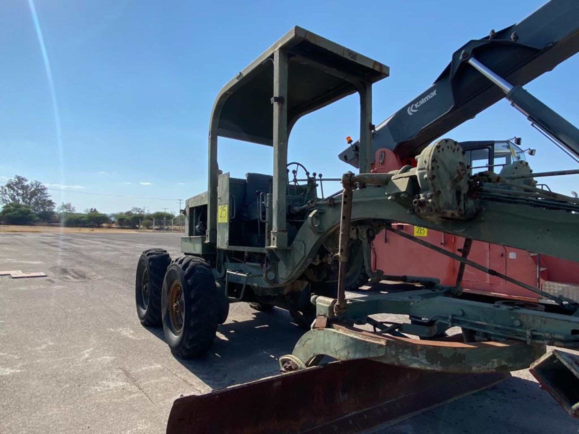 1970 Wabco4 440H Motor Grader, Serial number 440HAGM1398, Motor number 4A156316*RC*4057C - Image 23 of 77