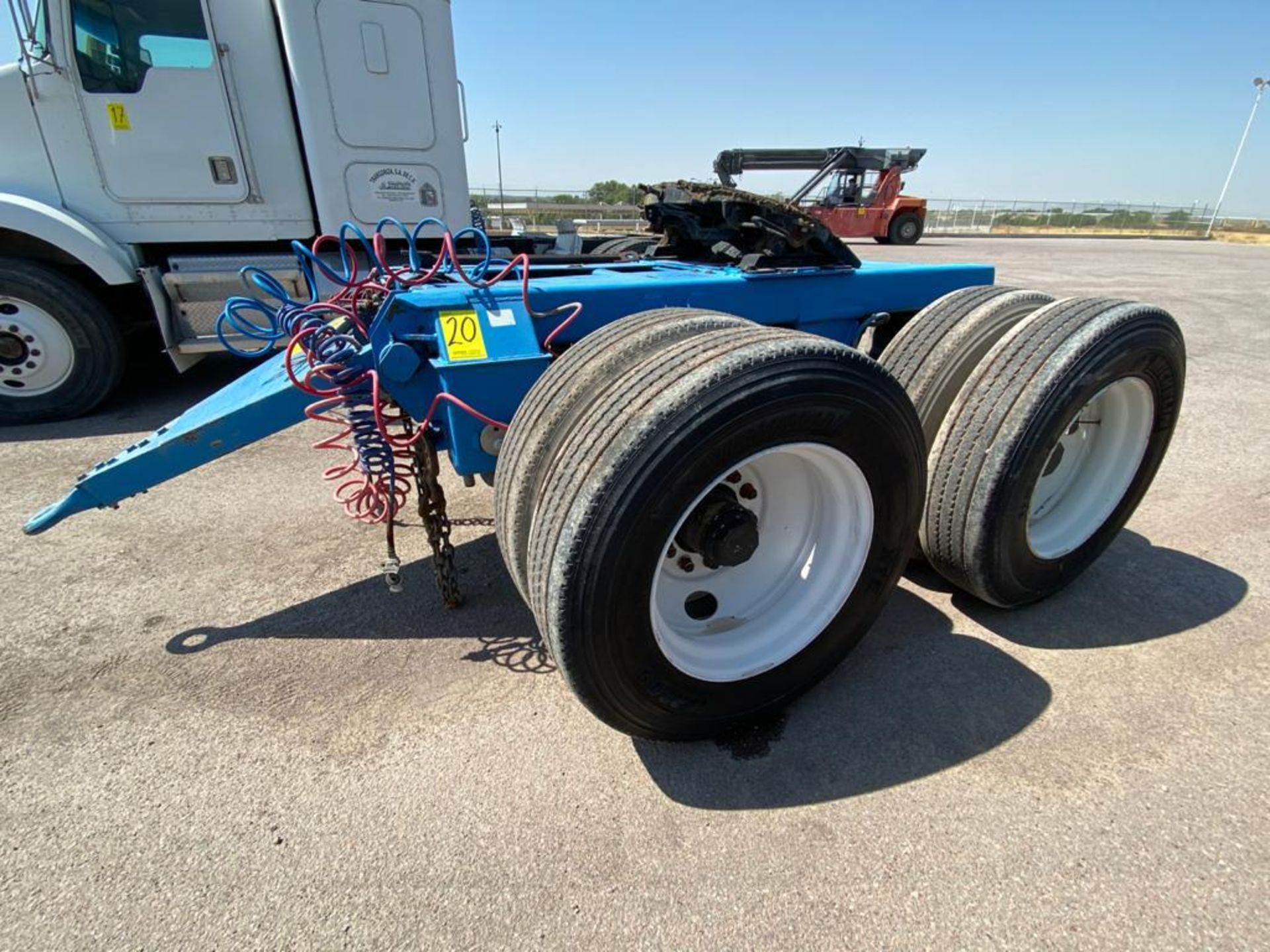 Dolly 2 axles, 8 wheels, without brand, without model, without serial number. - Image 12 of 22