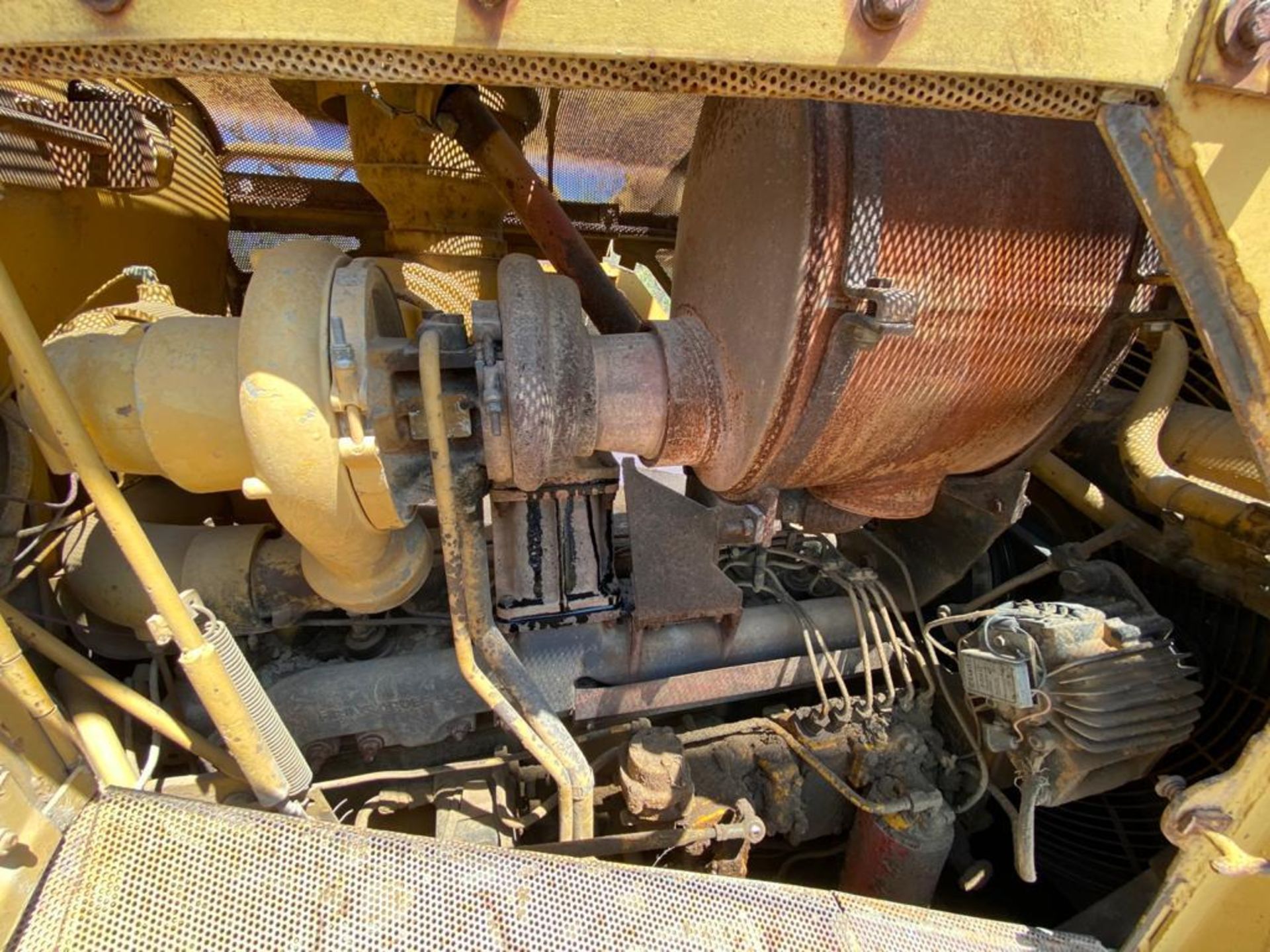 Caterpillar D7G Bulldozer, Serial number 92V5897, Diesel motor , Motor number 3306 - Image 38 of 48