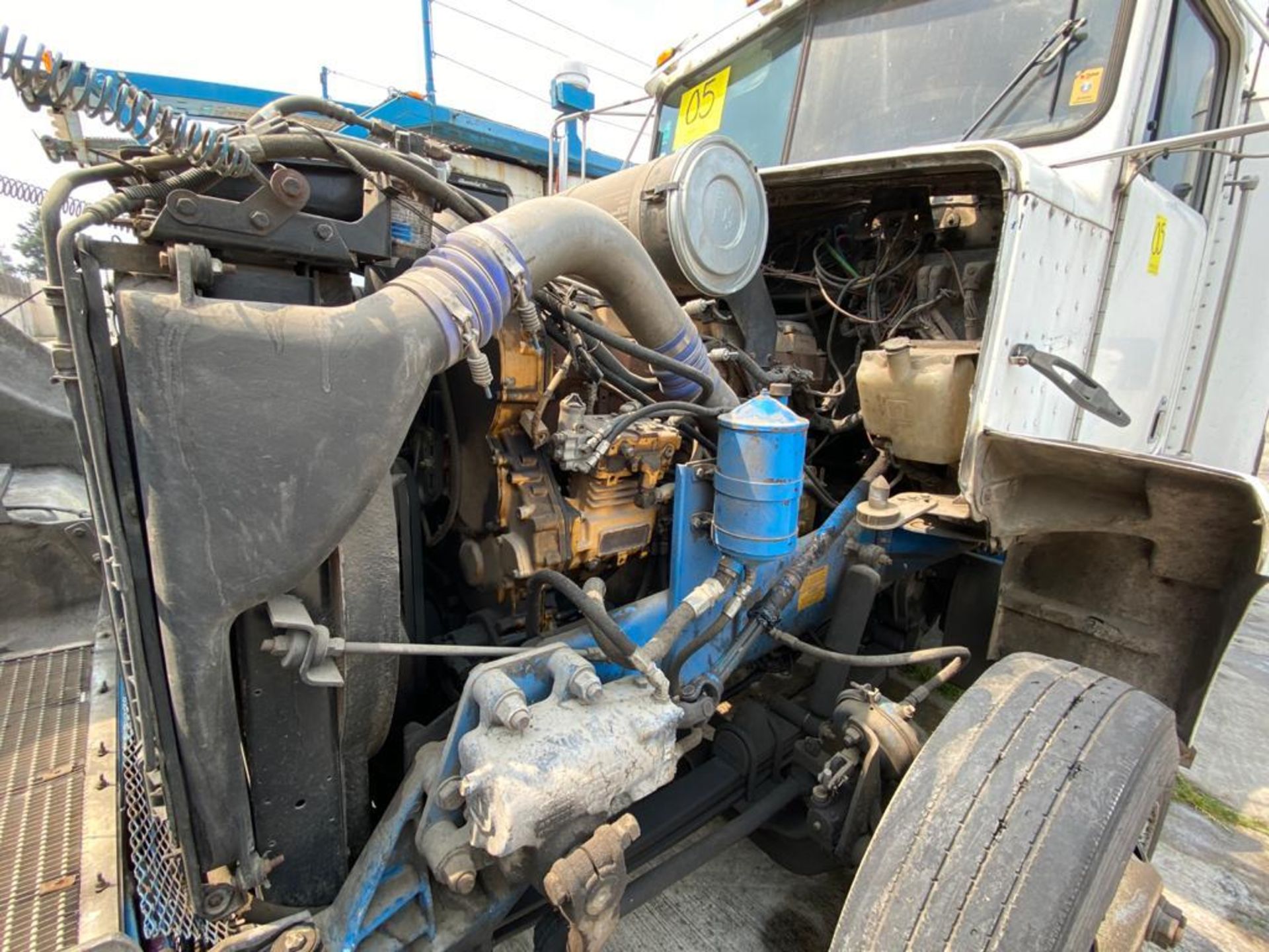 1999 Kenworth Sleeper truck tractor, standard transmission of 18 speeds - Image 55 of 69