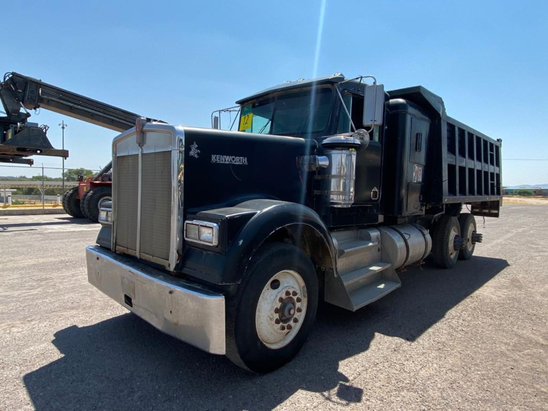 1982 Kenworth Dump Truck, standard transmission of 10 speeds, with Cummins motor - Image 8 of 67