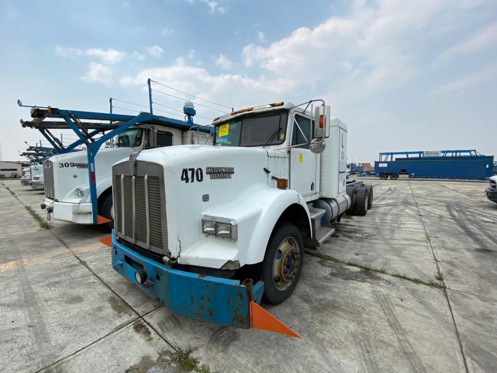 1999 Kenworth Sleeper truck tractor, standard transmission of 18 speeds - Image 4 of 69