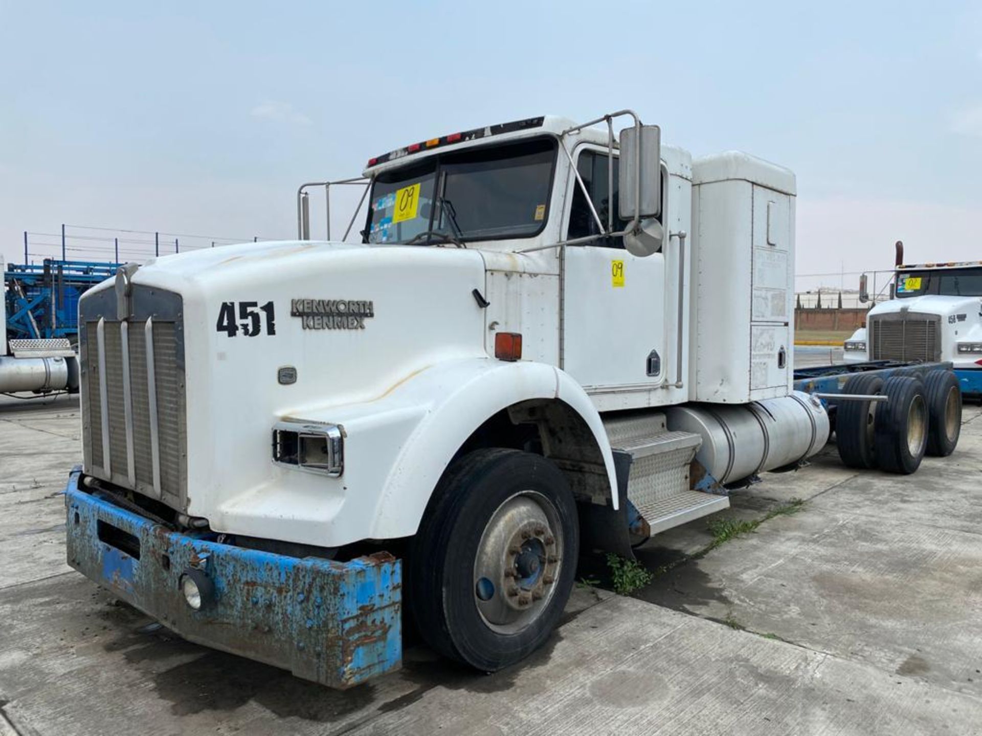 1998 Kenworth Sleeper truck tractor, standard transmission of 18 speeds - Image 6 of 59