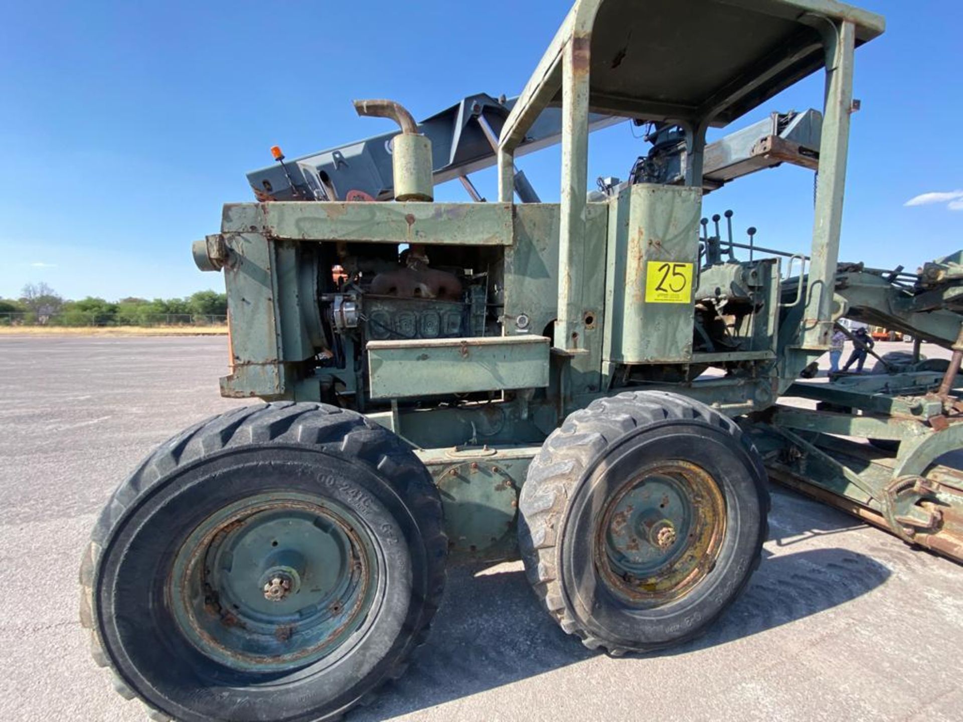 1970 Wabco4 440H Motor Grader, Serial number 440HAGM1398, Motor number 4A156316*RC*4057C - Image 27 of 77