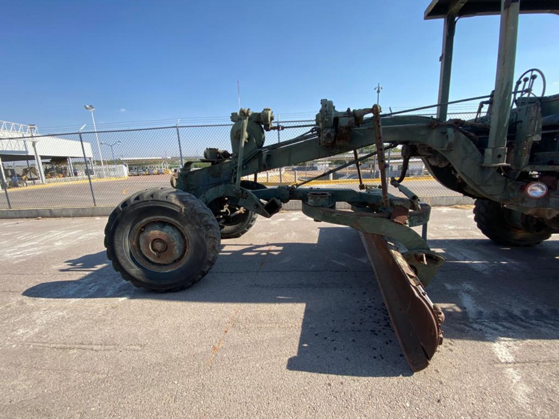 1970 Wabco4 440H Motor Grader, Serial number 440HAGM1398, Motor number 4A156316*RC*4057C - Image 14 of 77