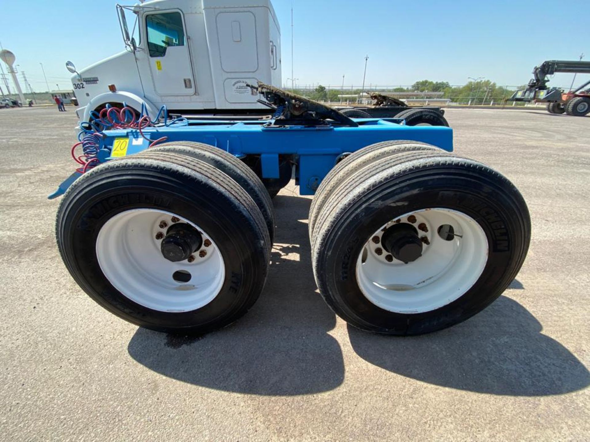 Dolly 2 axles, 8 wheels, without brand, without model, without serial number. - Image 11 of 22