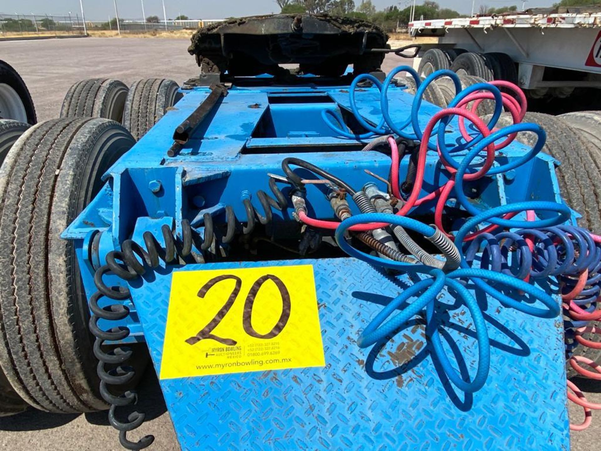 Dolly 2 axles, 8 wheels, without brand, without model, without serial number. - Image 20 of 22