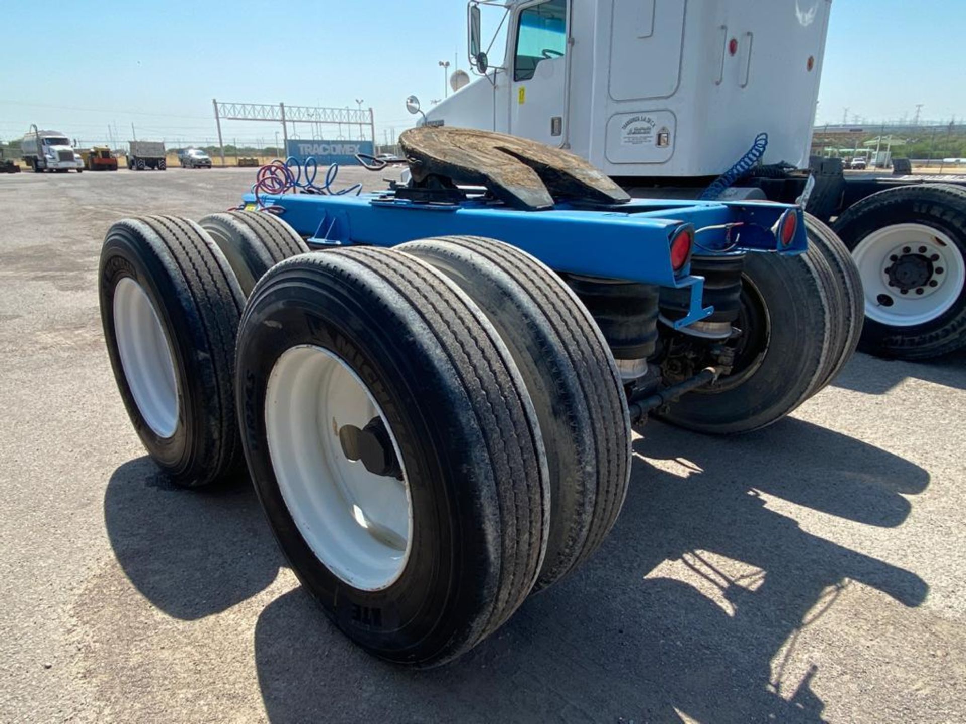 Dolly 2 axles, 8 wheels, without brand, without model, without serial number. - Image 10 of 22