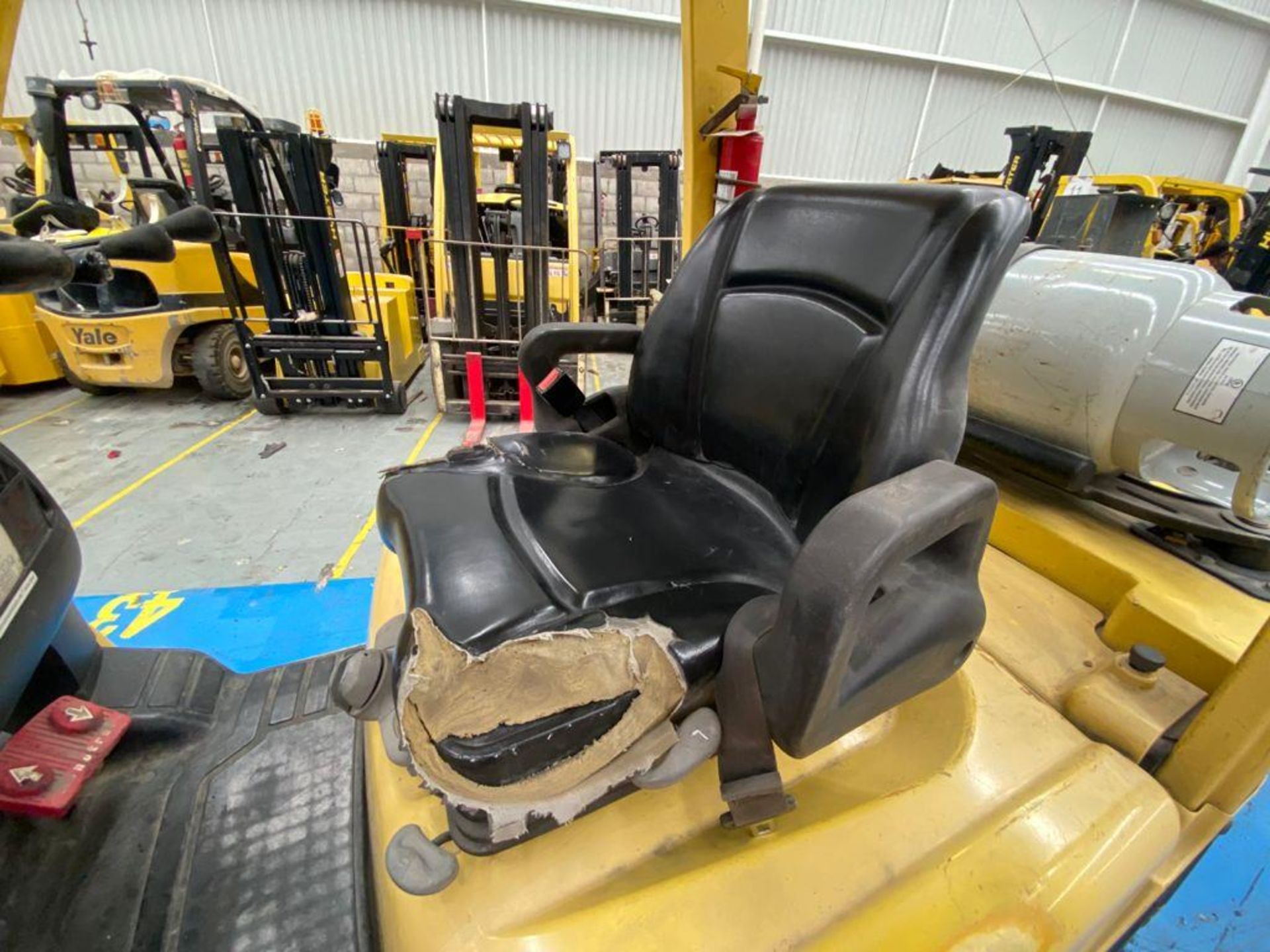 Hyster Forklift, Model H60FT, S/N P177V03468N, Yaer 2015, 5750 lb capacity - Image 31 of 42