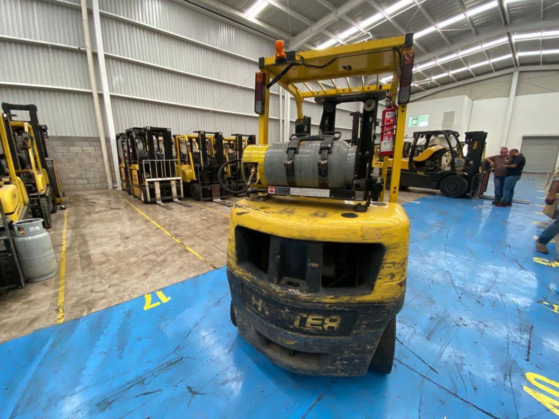 Hyster Forklift, Model H2.5XT, S/N D466R03085P, Year 2016, 5000 lb capacity - Image 9 of 31