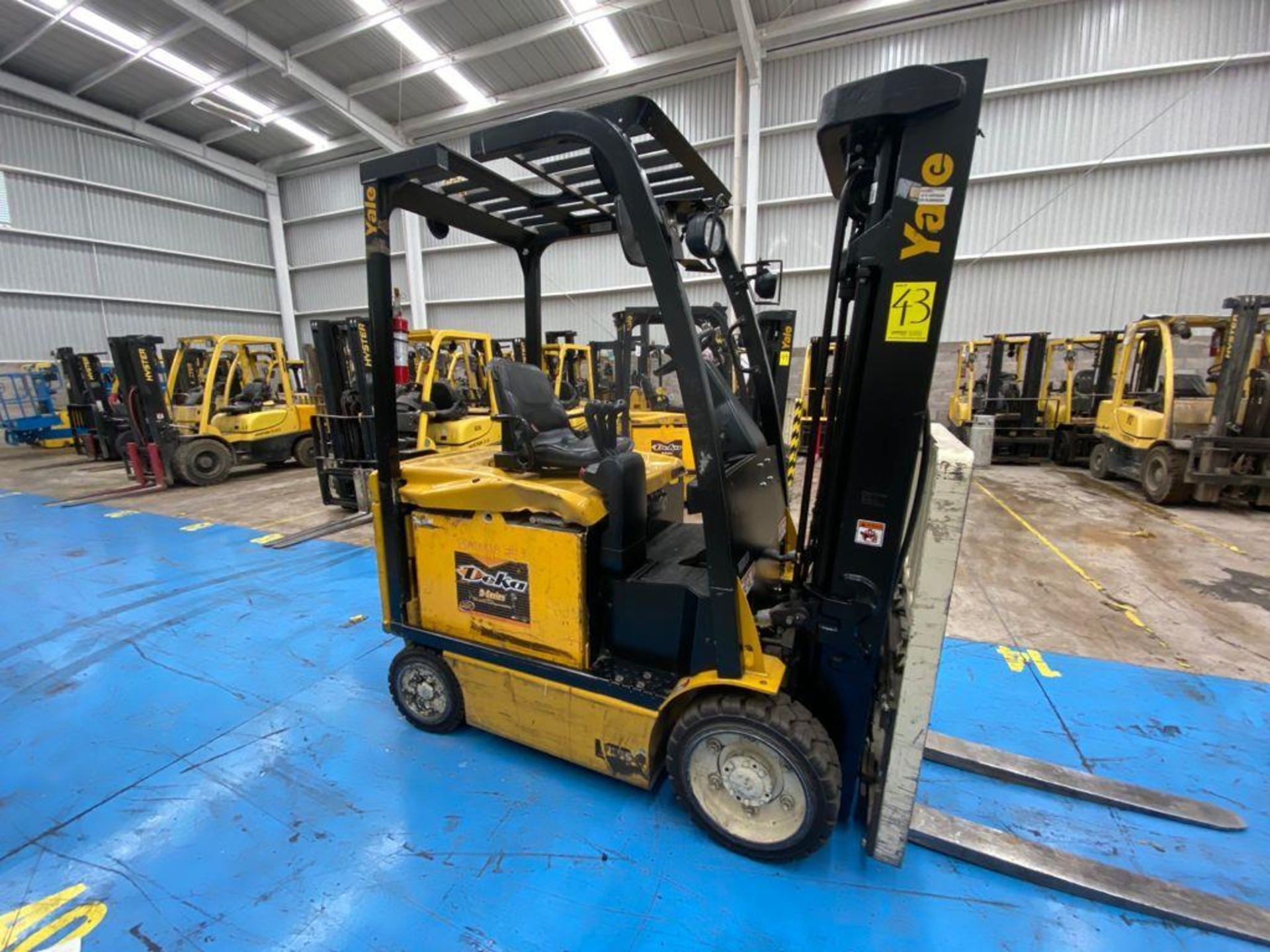 Yale Electric Forklift, Model ERC060VGN36TE088, S/N A968N17883R, Year 2017, 5800 lb capacity - Image 8 of 41