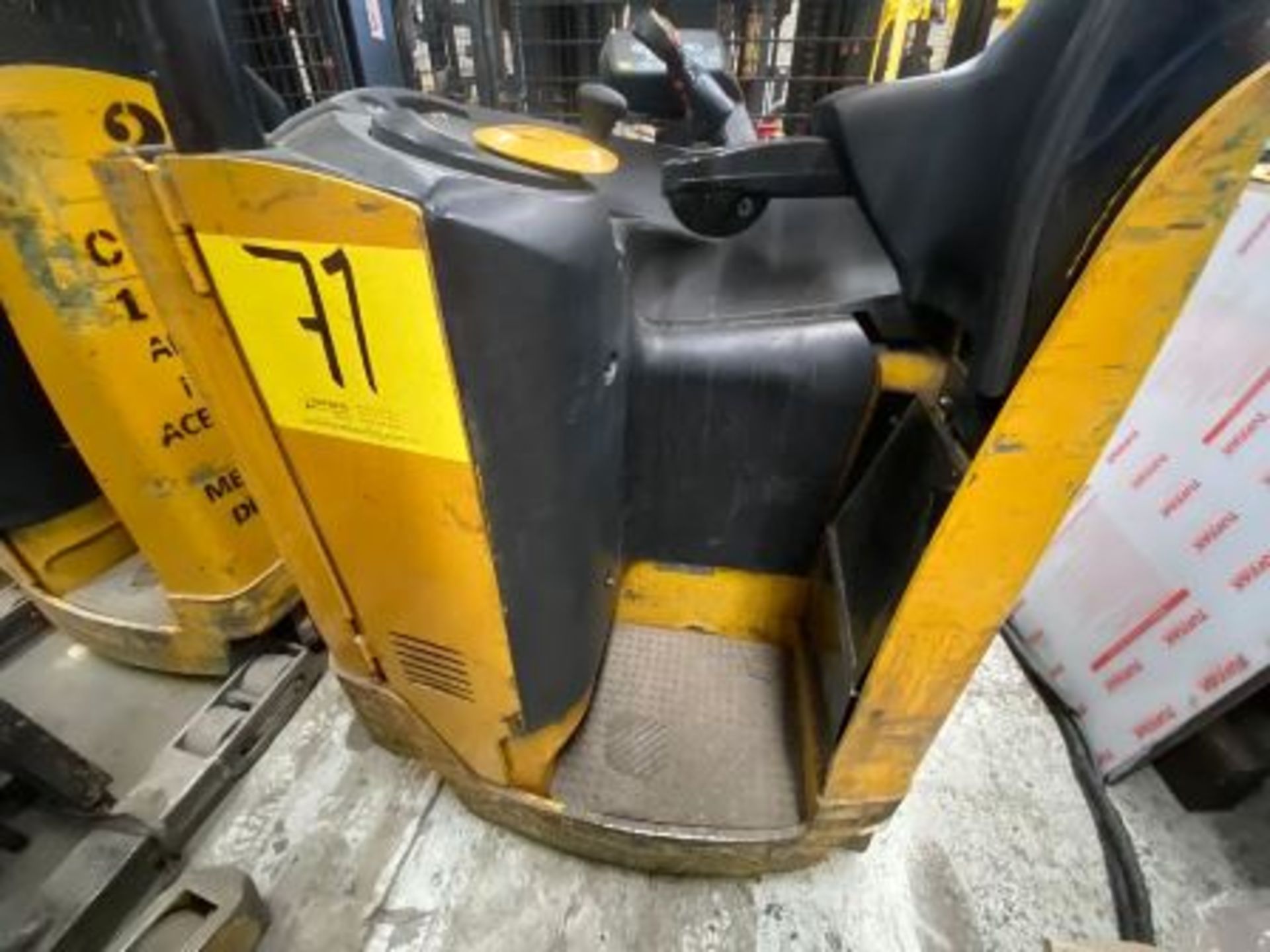 Yale Electric Forklift, Model NDR035EANL36TE157, S/N C861N03283J, Year 2011, 3500 lb capacity - Image 35 of 43