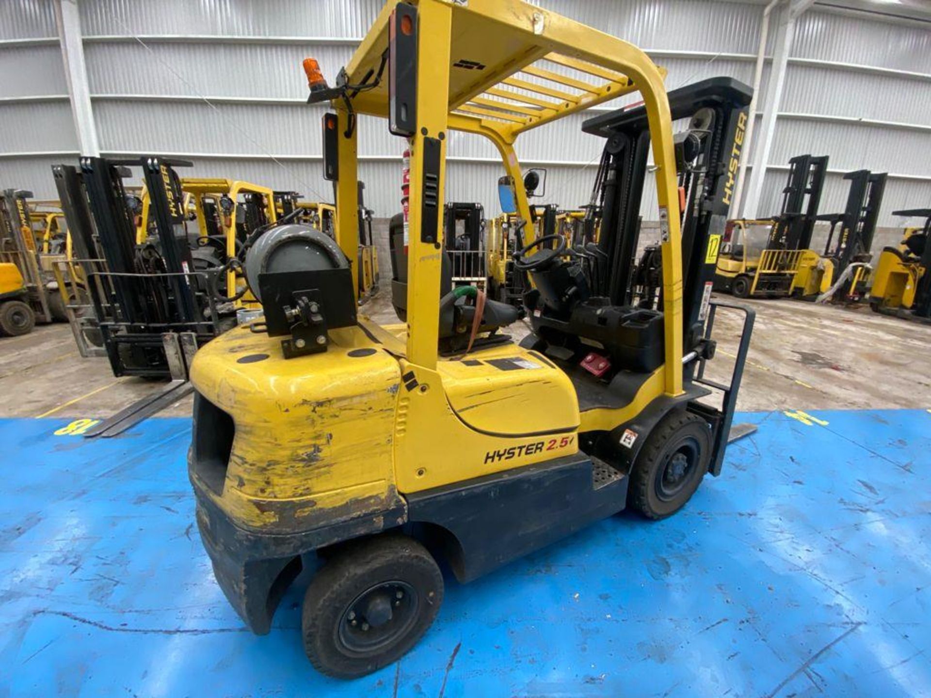 Hyster Forklift, Model H2.5XT, S/N D466R03085P, Year 2016, 5000 lb capacity - Image 29 of 31