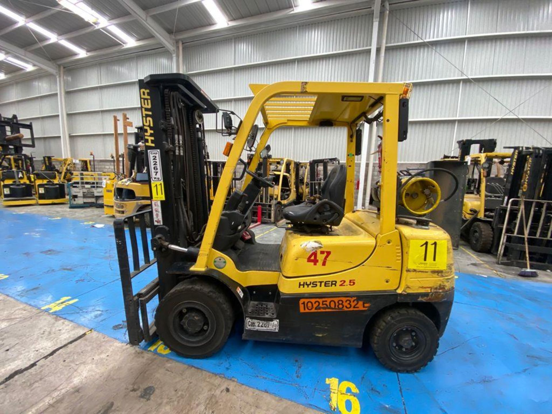 Hyster Forklift, Model H2.5XT, S/N D466R03286P, Year 2016, 5000 lb capacity - Image 3 of 42