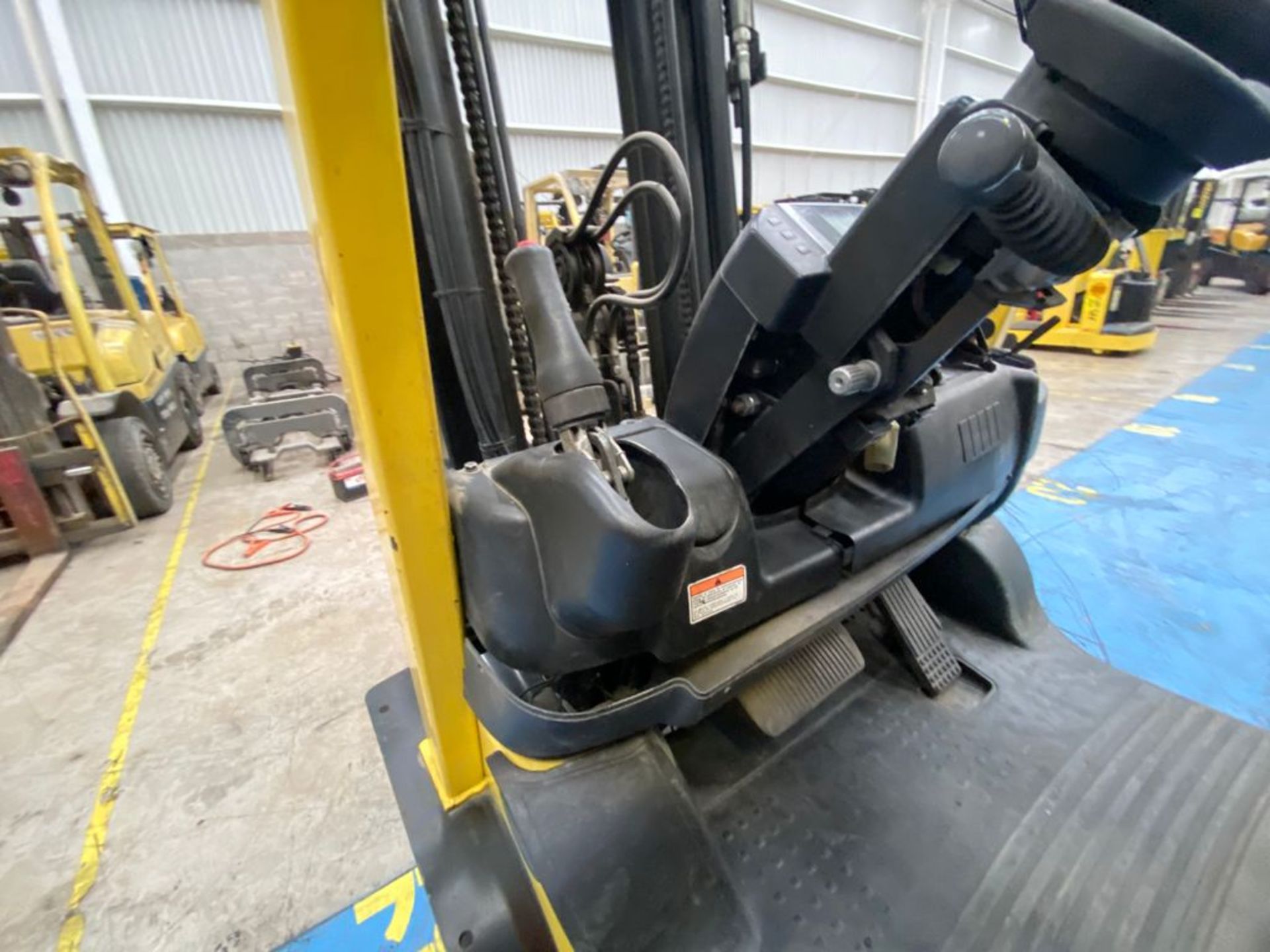 Hyster Forklift, Model H2.5XT, S/N D466R01902N, Year 2015, 5000 lb capacity - Image 36 of 44