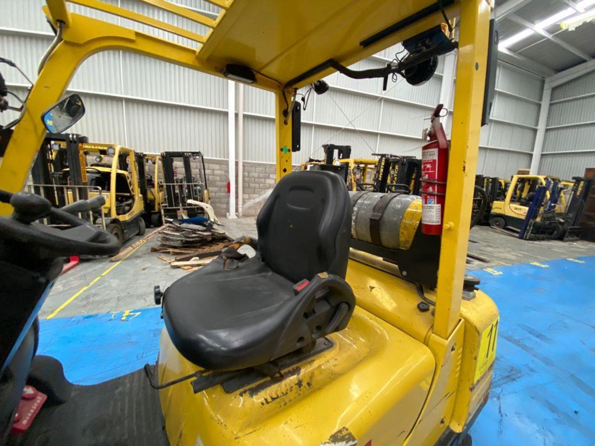 Hyster Forklift, Model H2.5XT, S/N D466R03286P, Year 2016, 5000 lb capacity - Image 18 of 42