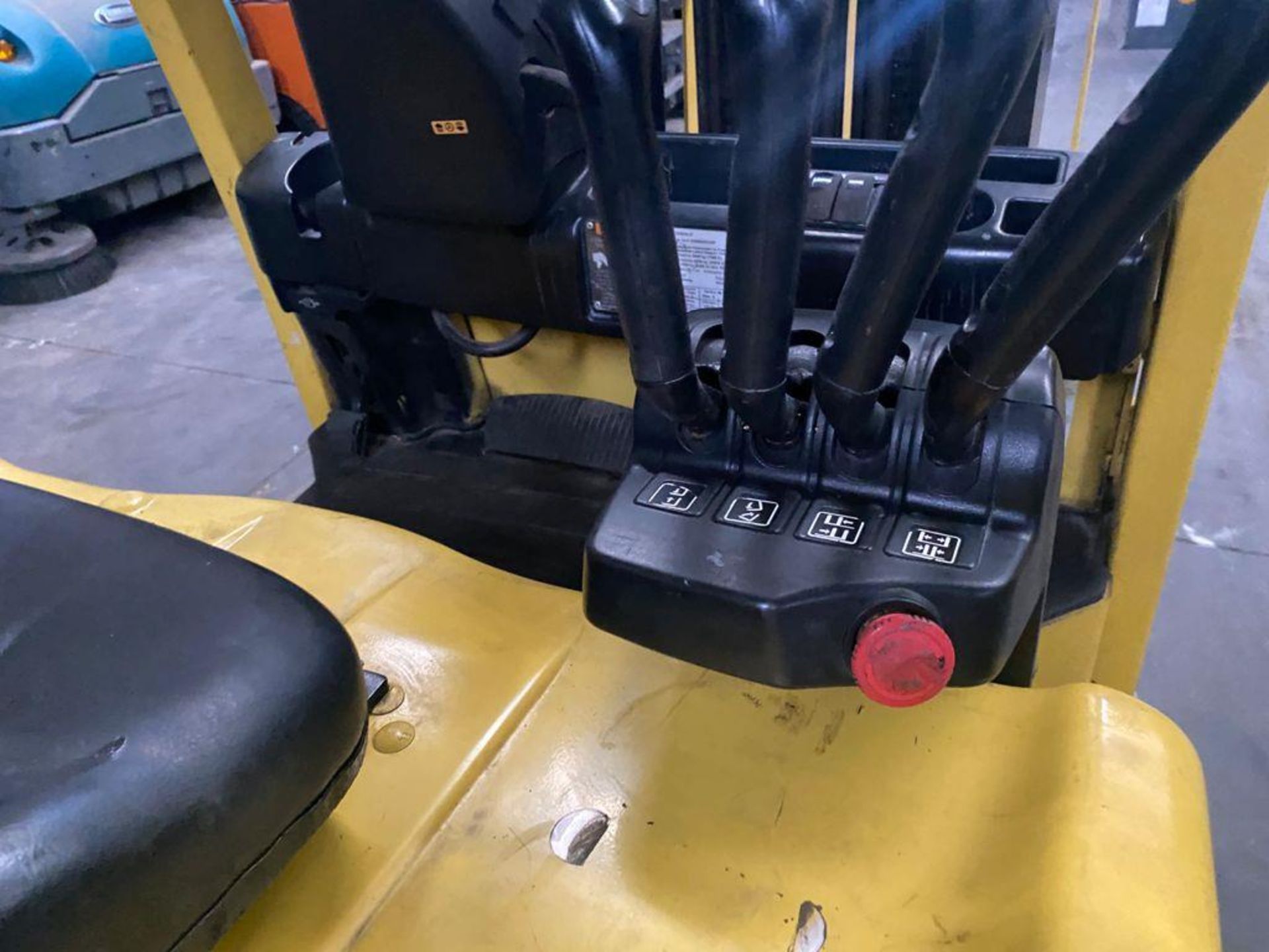 Hyster Electric Forklift, Model E50XN, S/N A268N20328P, Year 2016, 4700 lb capacity - Image 28 of 40