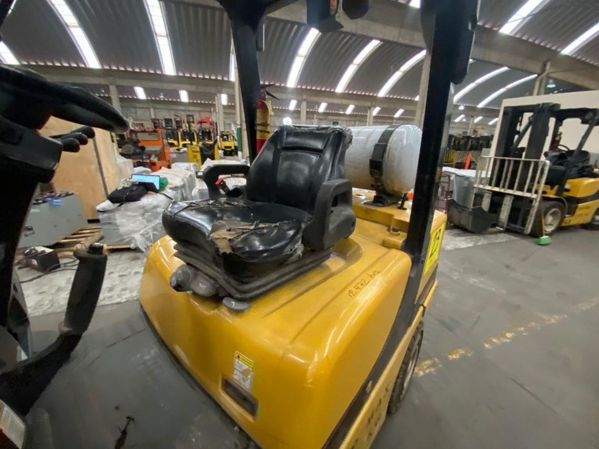 Yale Forklift, Model GLP060VXNDAE087, S/N D875V07980R, Year 2017, 5700 lb capacity - Image 16 of 39