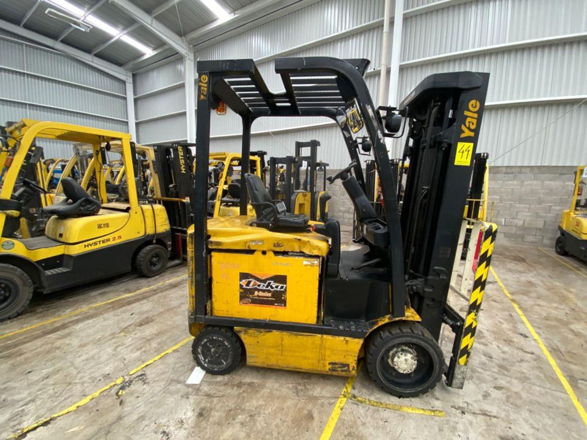 Yale Electric Forklift, Model ERC060VGN36TE088, S/N A968N17882R, Year 2017, 5800 lb capacity - Image 7 of 44