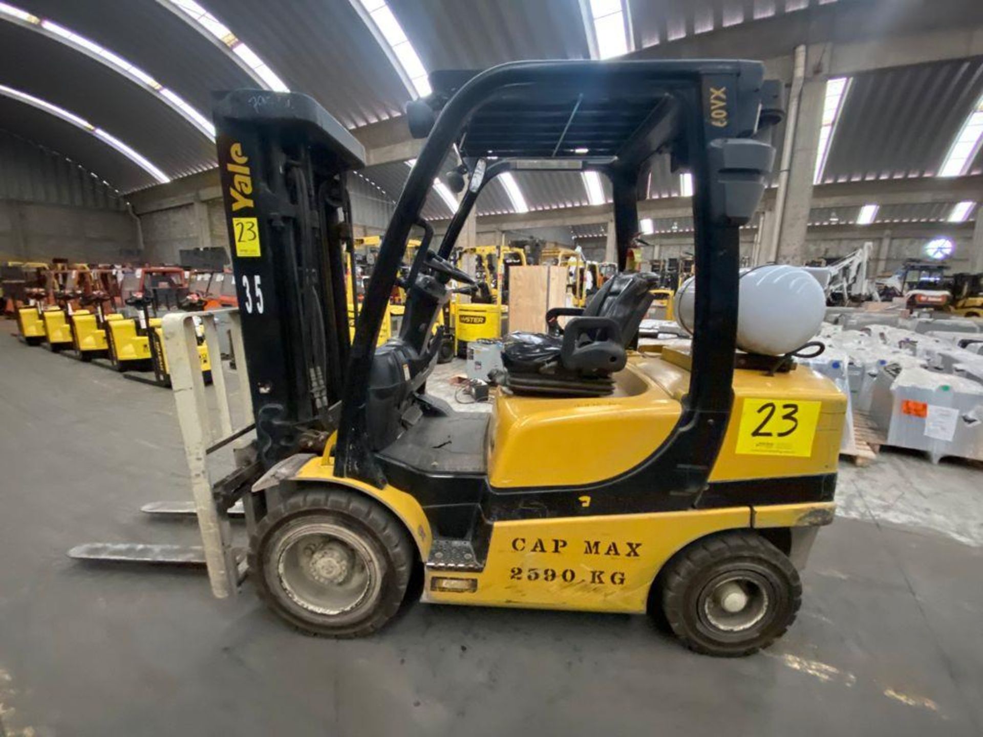 Yale Forklift, Model GLP060VXNDAE087, S/N D875V07980R, Year 2017, 5700 lb capacity - Image 3 of 39