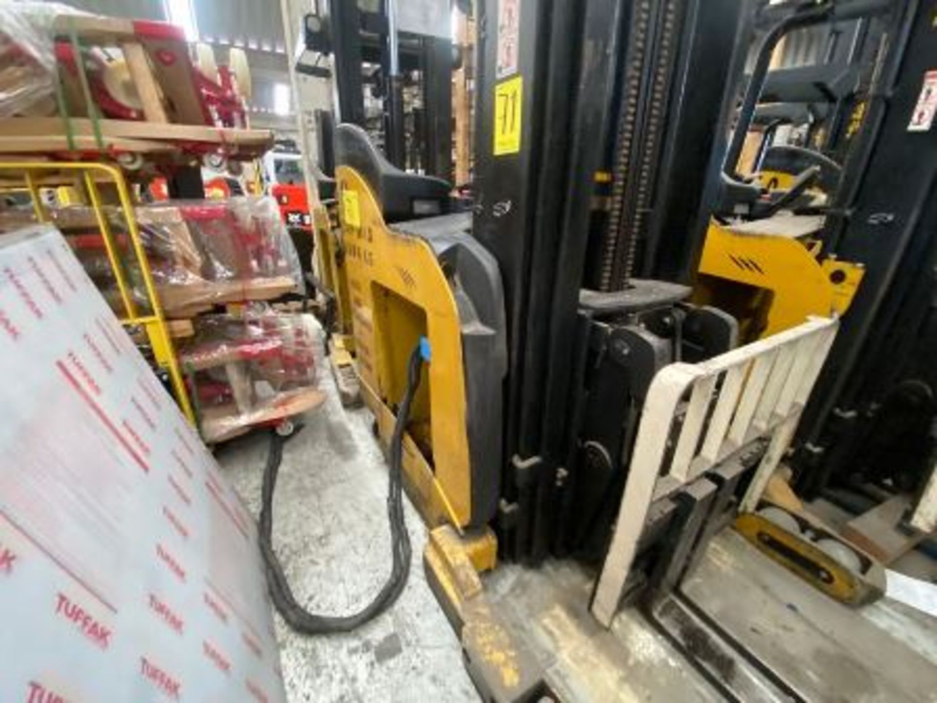 Yale Electric Forklift, Model NDR035EANL36TE157, S/N C861N03283J, Year 2011, 3500 lb capacity - Image 26 of 43