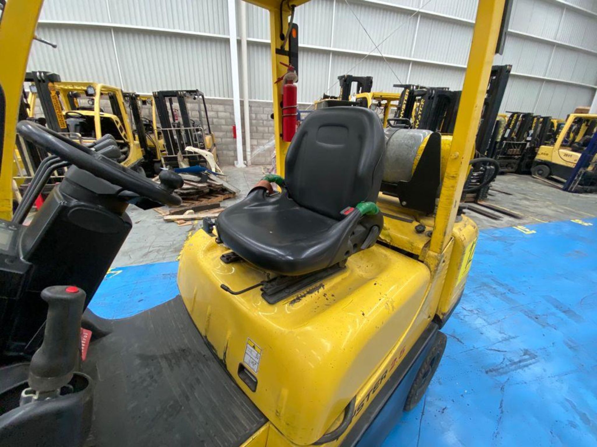 Hyster Forklift, Model H2.5XT, S/N D466R03085P, Year 2016, 5000 lb capacity - Image 15 of 31